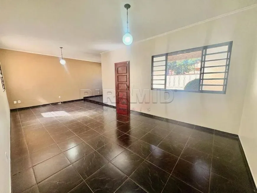 Alugar Casa / Padr&atilde;o em Ribeir&atilde;o Preto R$ 4.500,00 - Foto 2