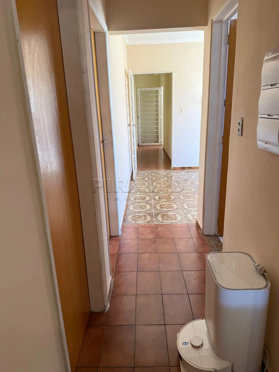 Comprar Casa / Padr&atilde;o em Ribeir&atilde;o Preto R$ 450.000,00 - Foto 5