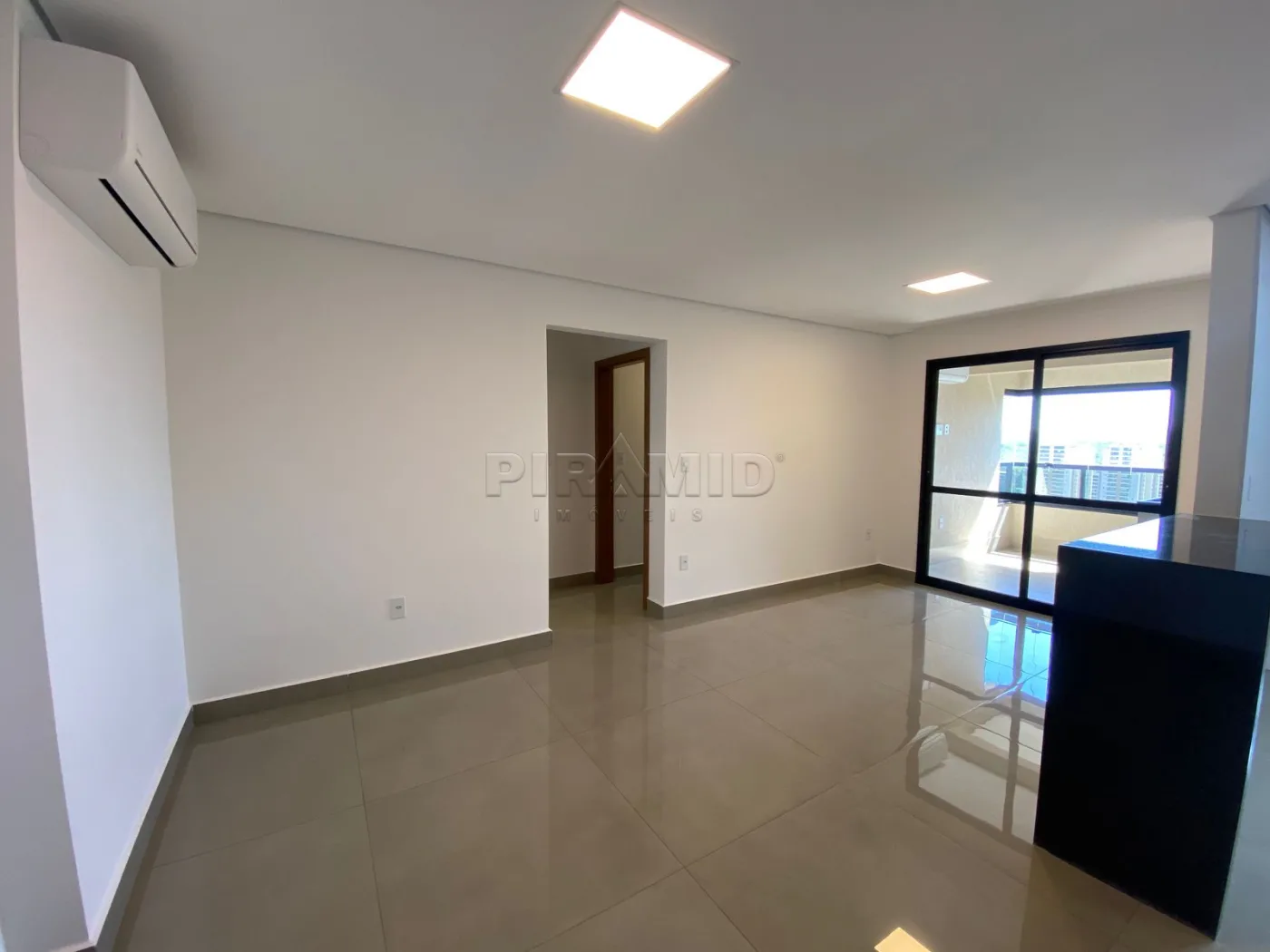 Alugar Apartamento / Padr&atilde;o em Ribeir&atilde;o Preto R$ 4.600,00 - Foto 2
