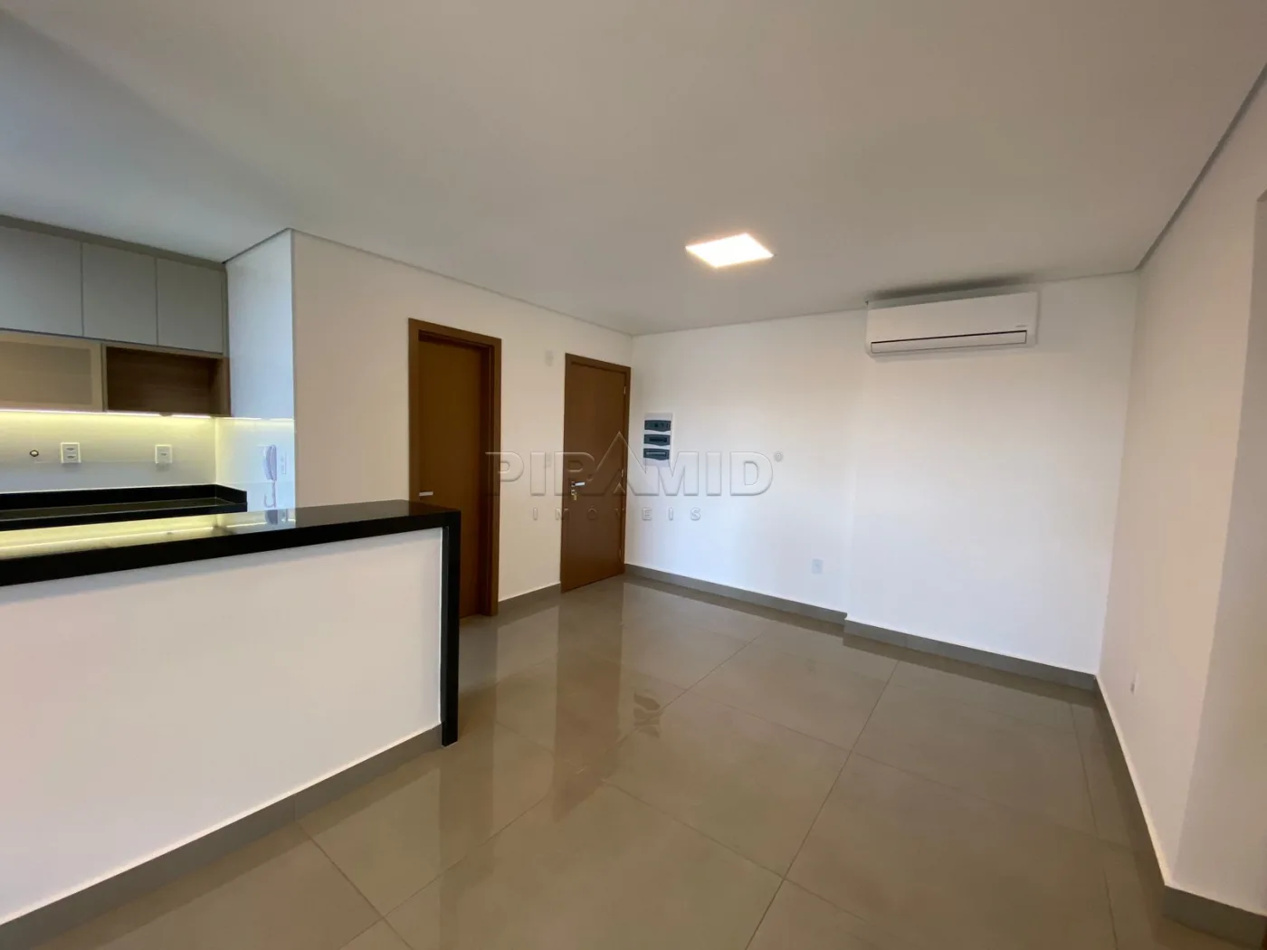 Alugar Apartamento / Padr&atilde;o em Ribeir&atilde;o Preto R$ 4.600,00 - Foto 7