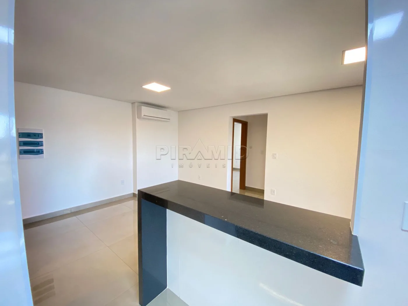 Alugar Apartamento / Padr&atilde;o em Ribeir&atilde;o Preto R$ 4.600,00 - Foto 15