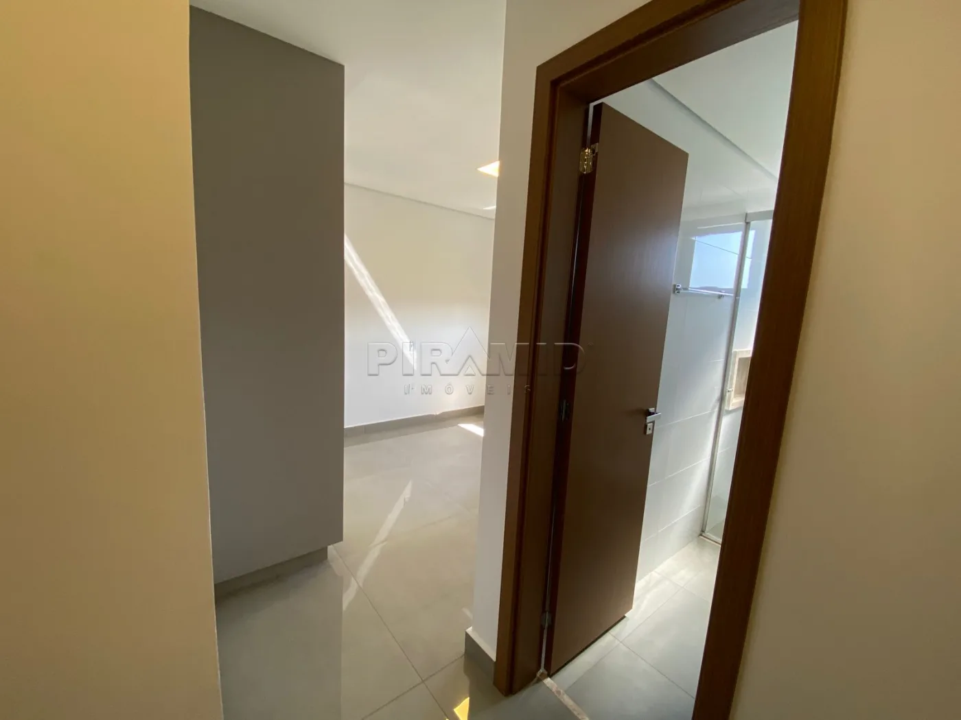 Alugar Apartamento / Padr&atilde;o em Ribeir&atilde;o Preto R$ 4.600,00 - Foto 19