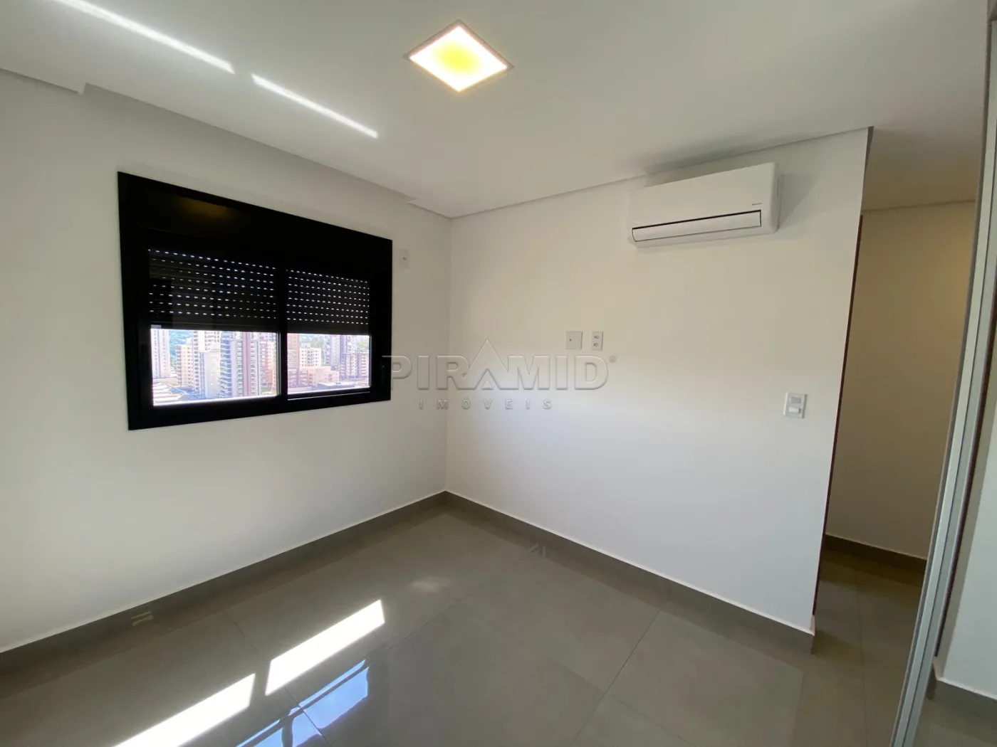 Alugar Apartamento / Padr&atilde;o em Ribeir&atilde;o Preto R$ 4.600,00 - Foto 21