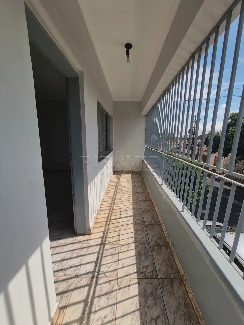 Alugar Casa / Padr&atilde;o em Ribeir&atilde;o Preto R$ 1.350,00 - Foto 5