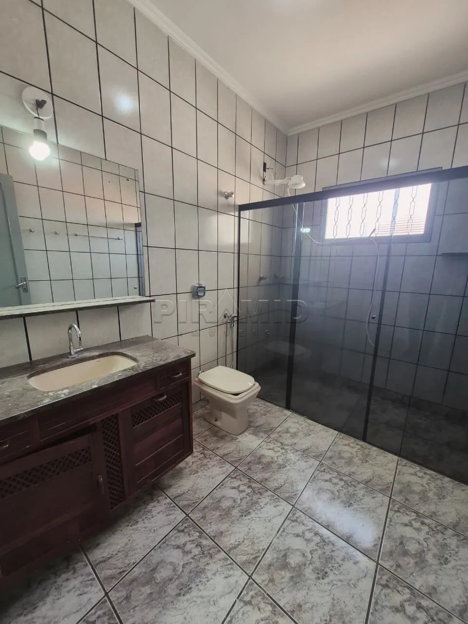 Alugar Casa / Padr&atilde;o em Ribeir&atilde;o Preto R$ 1.350,00 - Foto 9