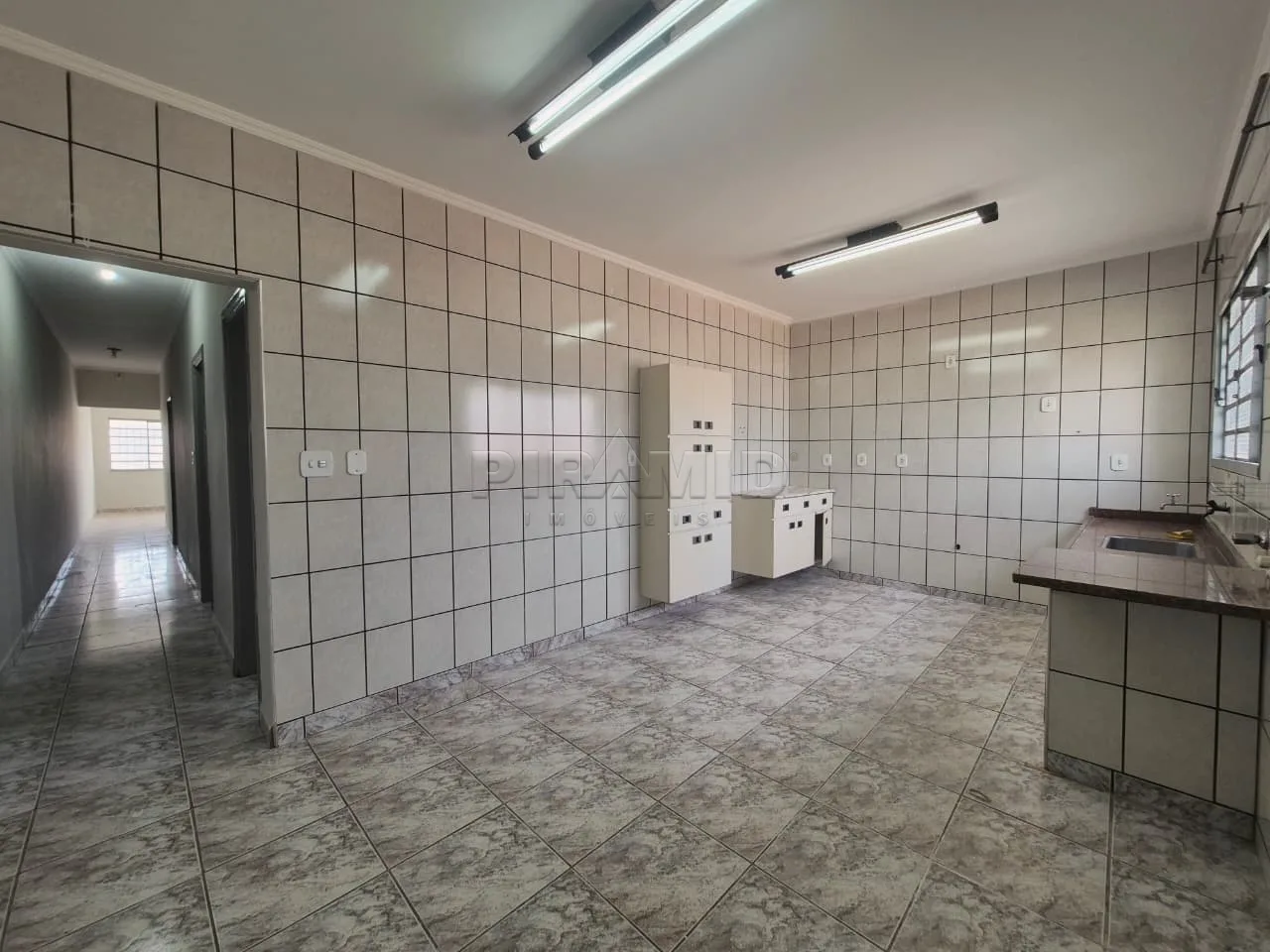 Alugar Casa / Padr&atilde;o em Ribeir&atilde;o Preto R$ 1.350,00 - Foto 10