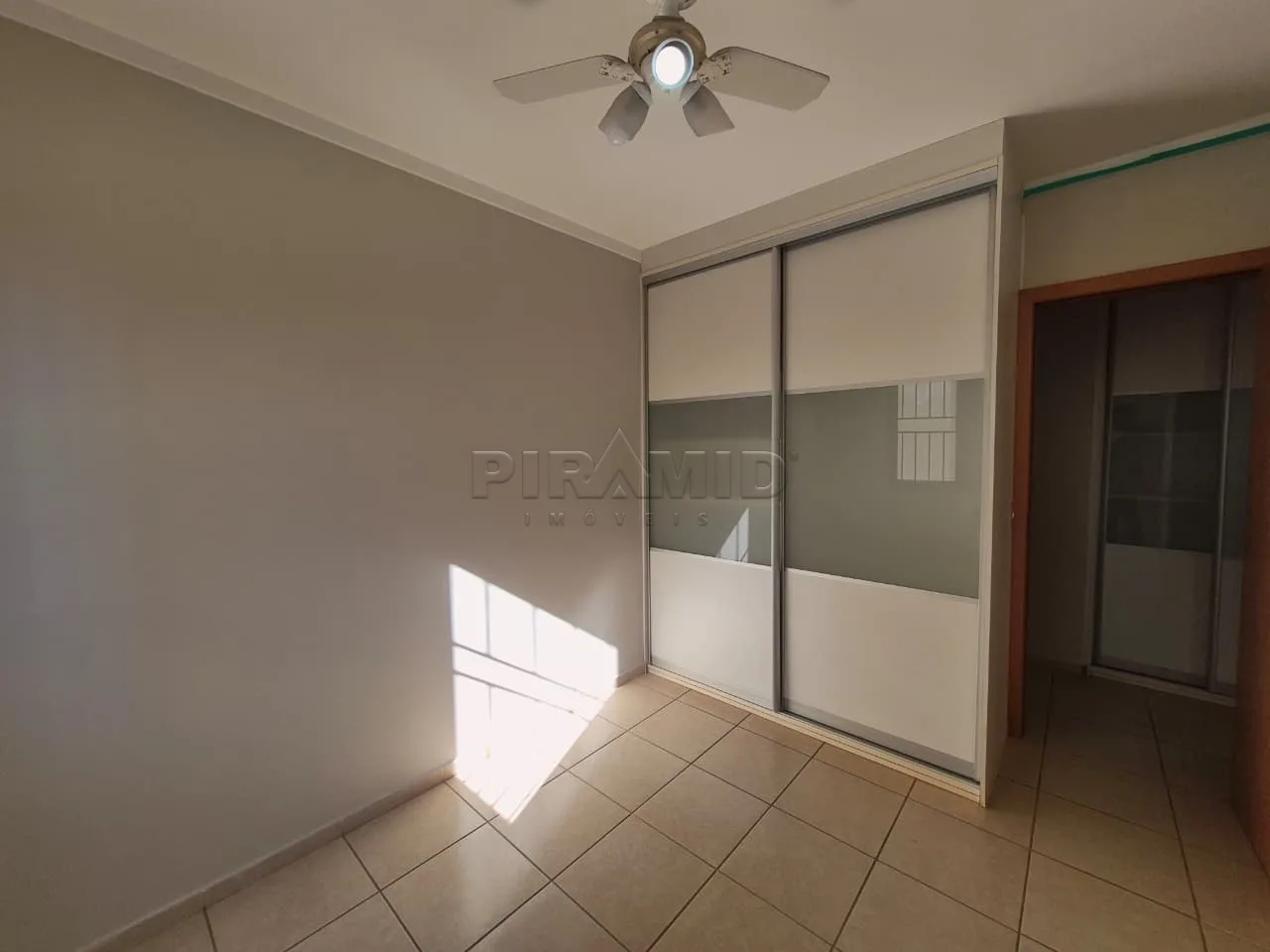 Alugar Apartamento / Padr&atilde;o em Ribeir&atilde;o Preto R$ 4.500,00 - Foto 12