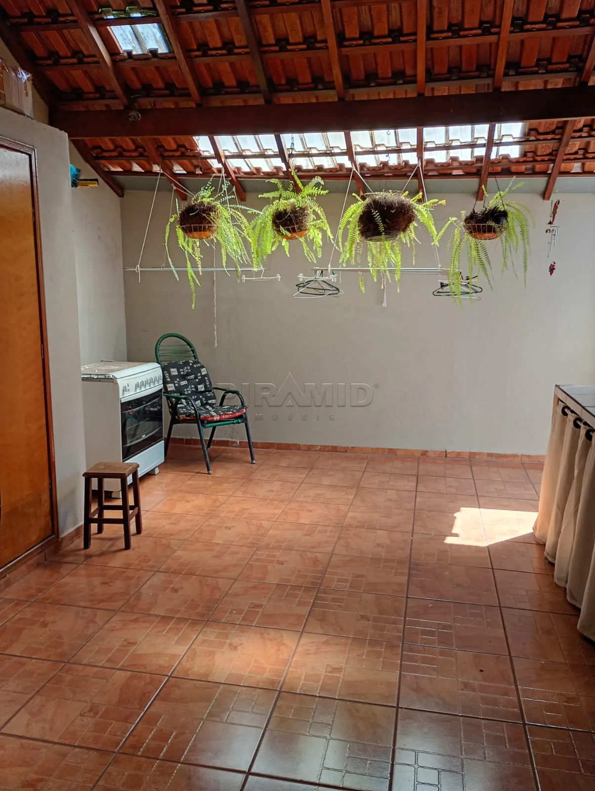 Comprar Casa / Padr&atilde;o em Ribeir&atilde;o Preto R$ 380.000,00 - Foto 3