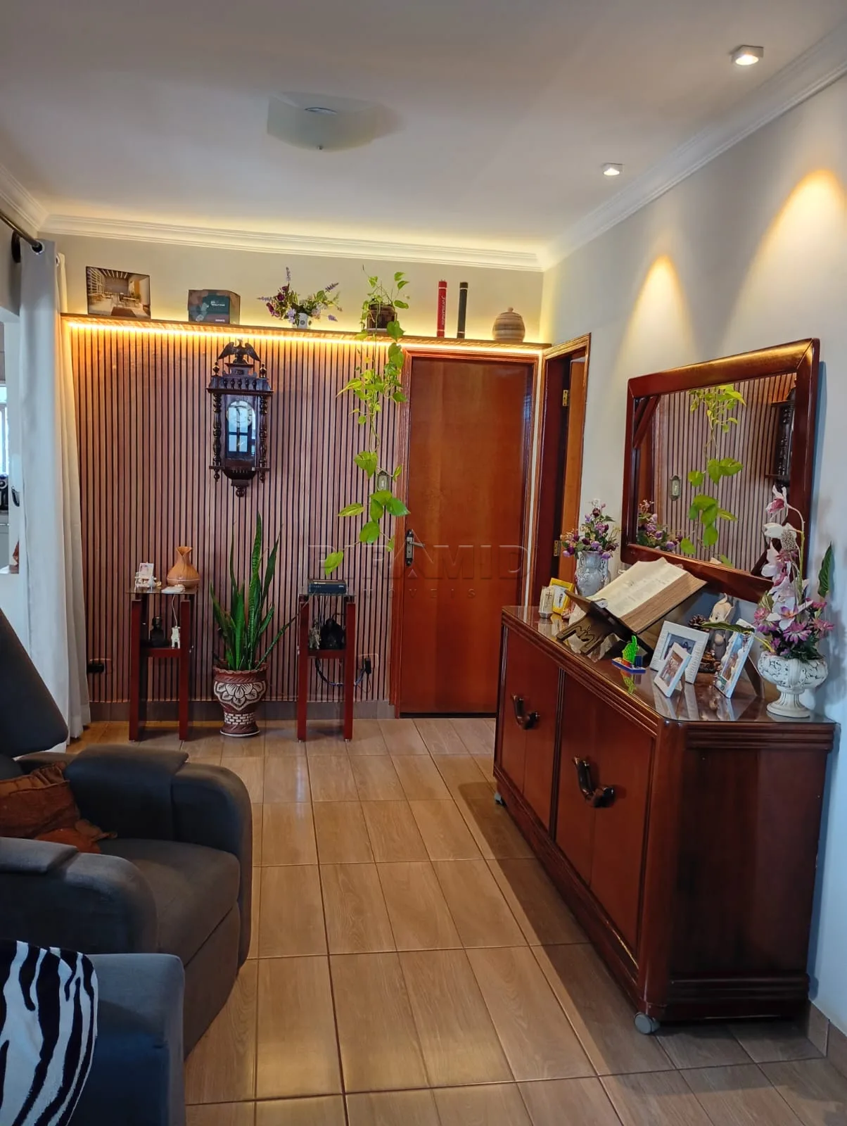 Comprar Casa / Padr&atilde;o em Ribeir&atilde;o Preto R$ 380.000,00 - Foto 5
