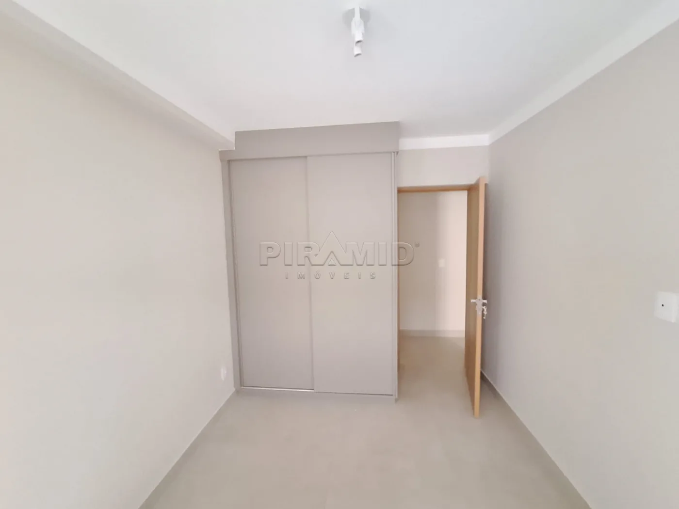 Alugar Apartamento / Padr&atilde;o em Ribeir&atilde;o Preto R$ 3.250,00 - Foto 5