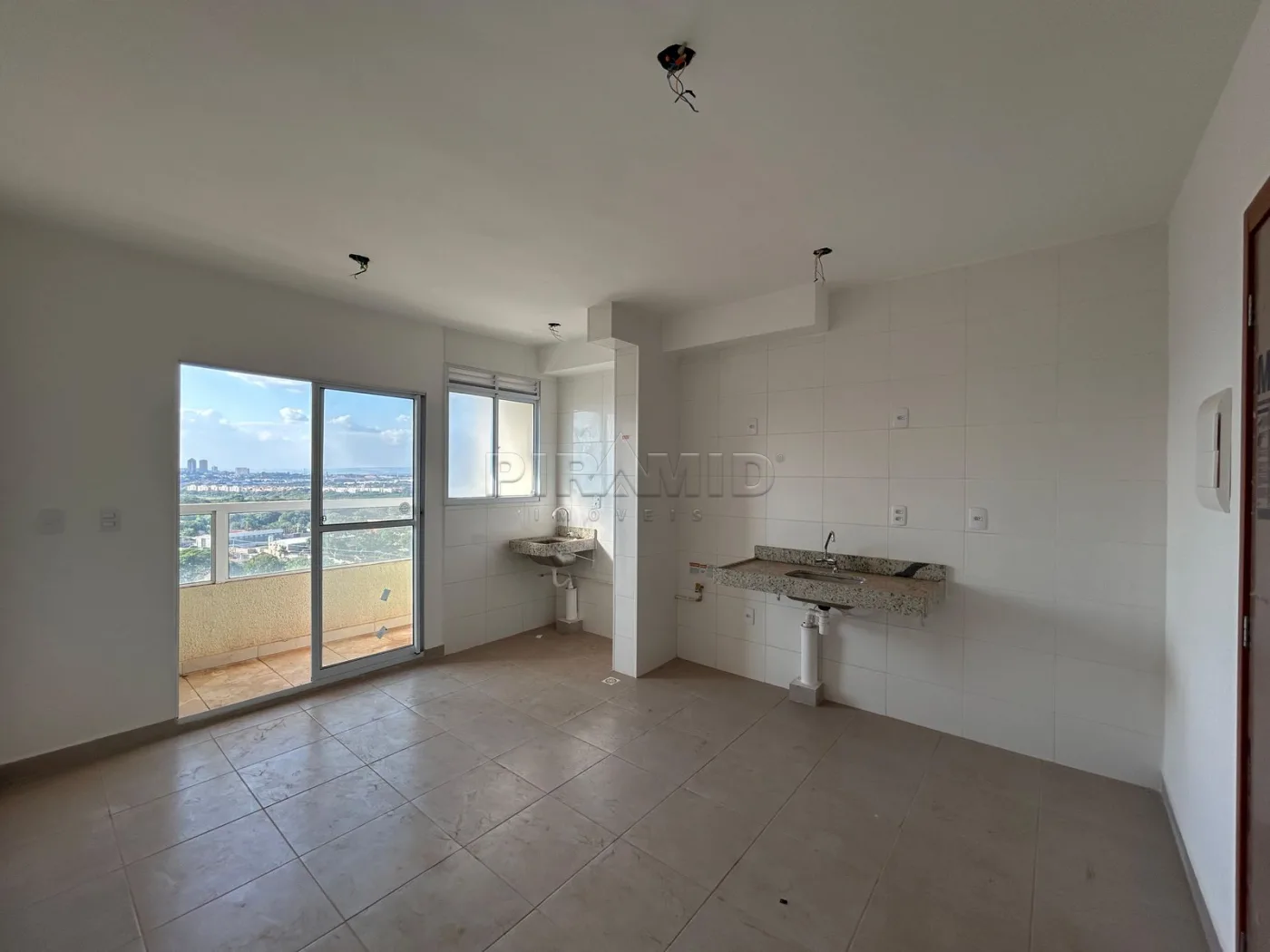 Comprar Apartamento / Padr&atilde;o em Ribeir&atilde;o Preto R$ 300.000,00 - Foto 1