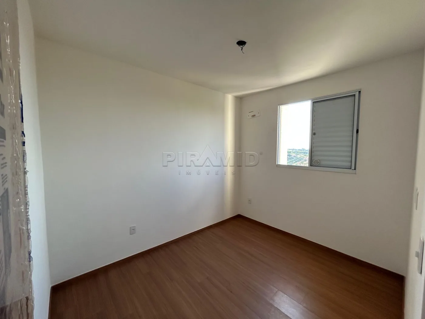 Comprar Apartamento / Padr&atilde;o em Ribeir&atilde;o Preto R$ 300.000,00 - Foto 5