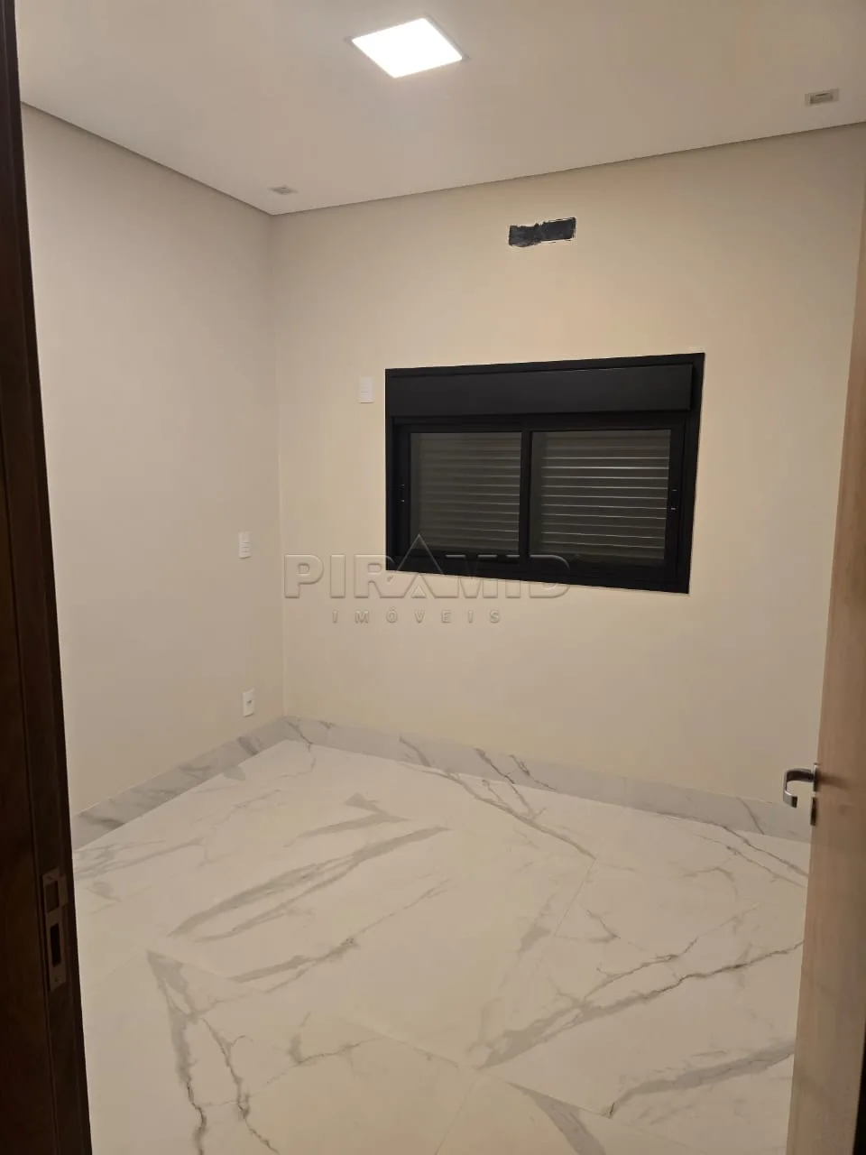 Comprar Casa / Condom&iacute;nio em Ribeir&atilde;o Preto R$ 1.170.000,00 - Foto 9