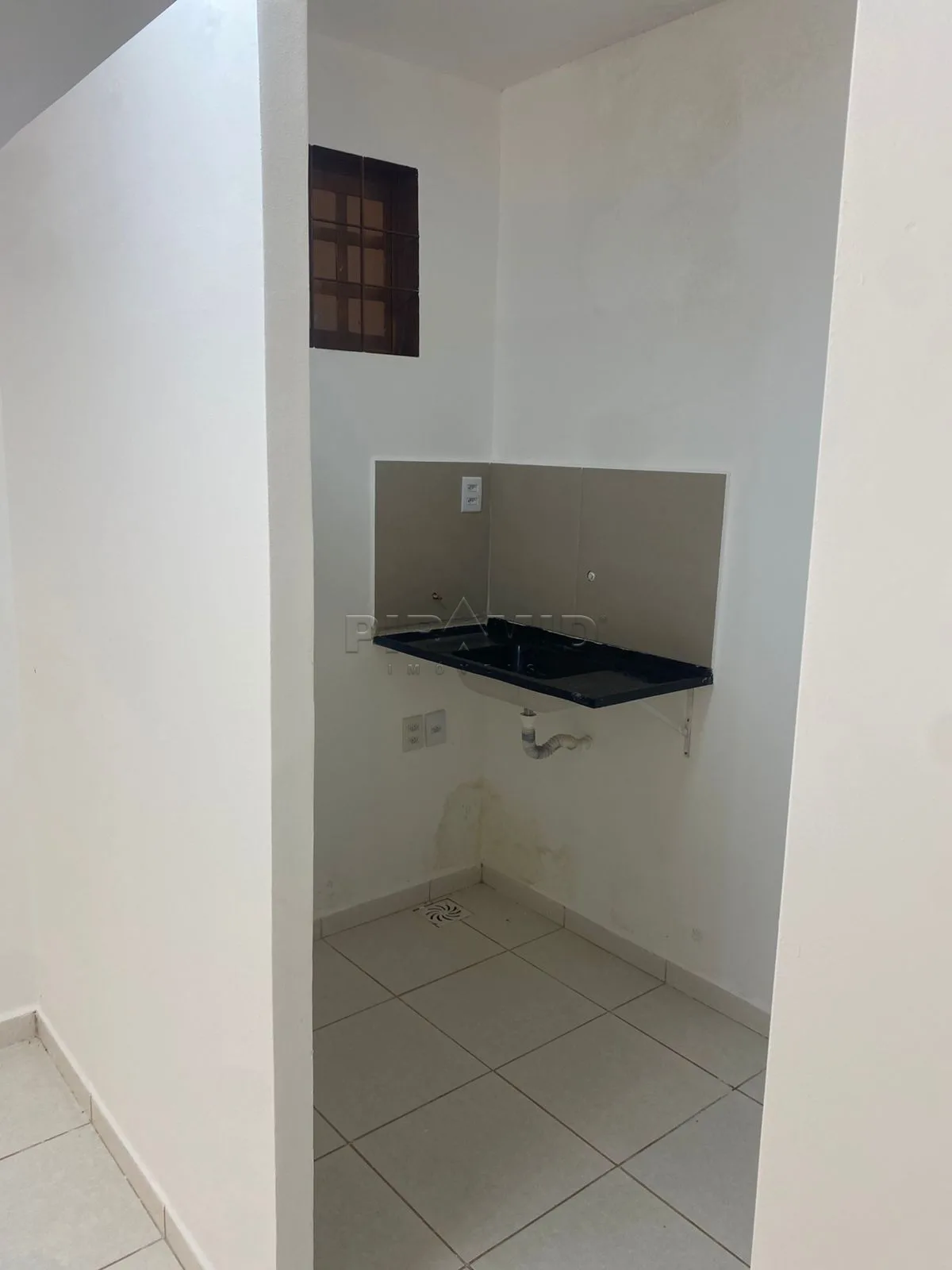 Alugar Comercial / Sala em Ribeir&atilde;o Preto R$ 1.500,00 - Foto 3