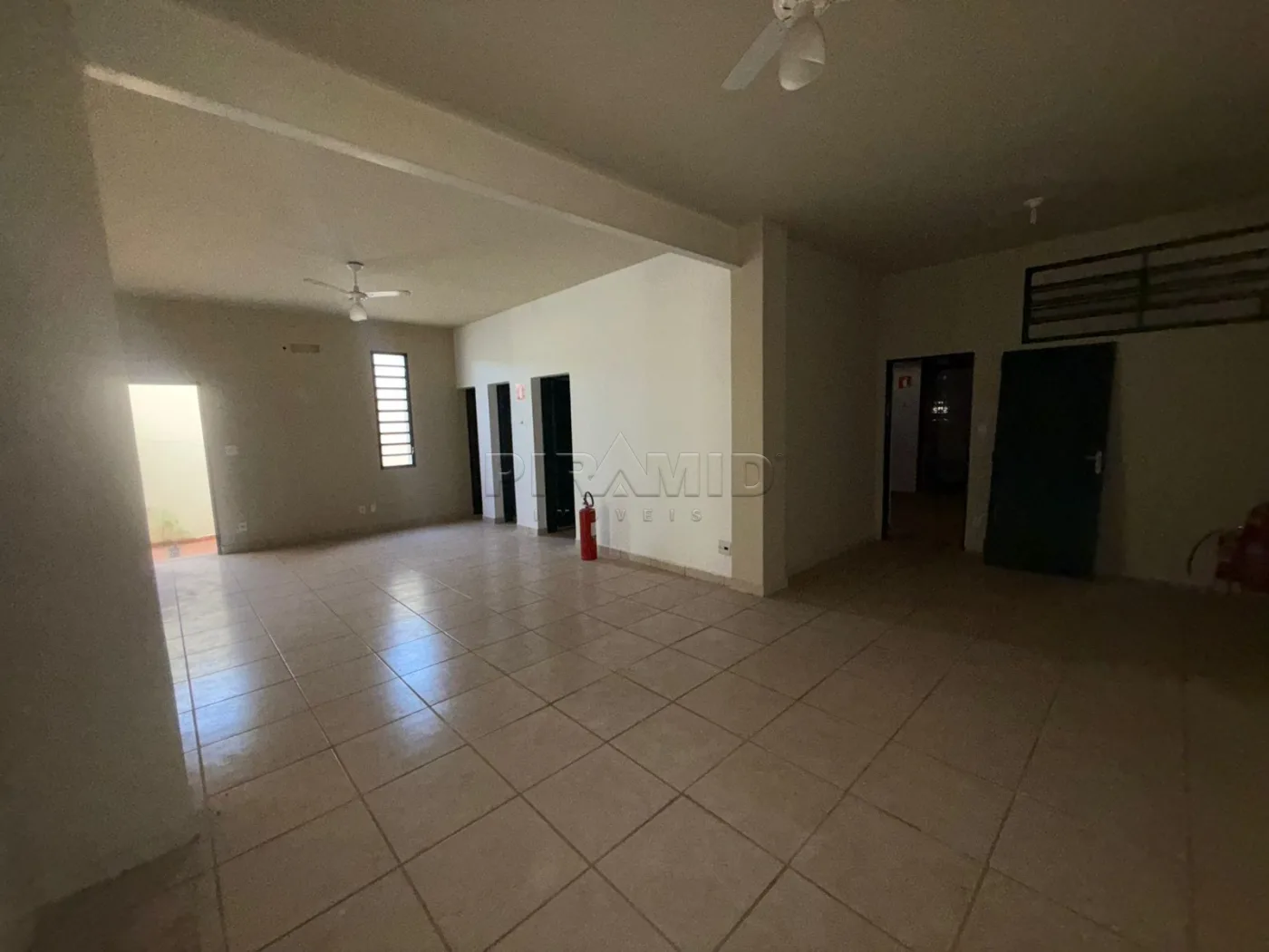Alugar Comercial / Casa em Ribeir&atilde;o Preto R$ 8.000,00 - Foto 23