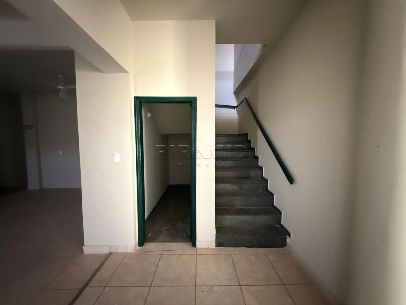Alugar Comercial / Casa em Ribeir&atilde;o Preto R$ 8.000,00 - Foto 12