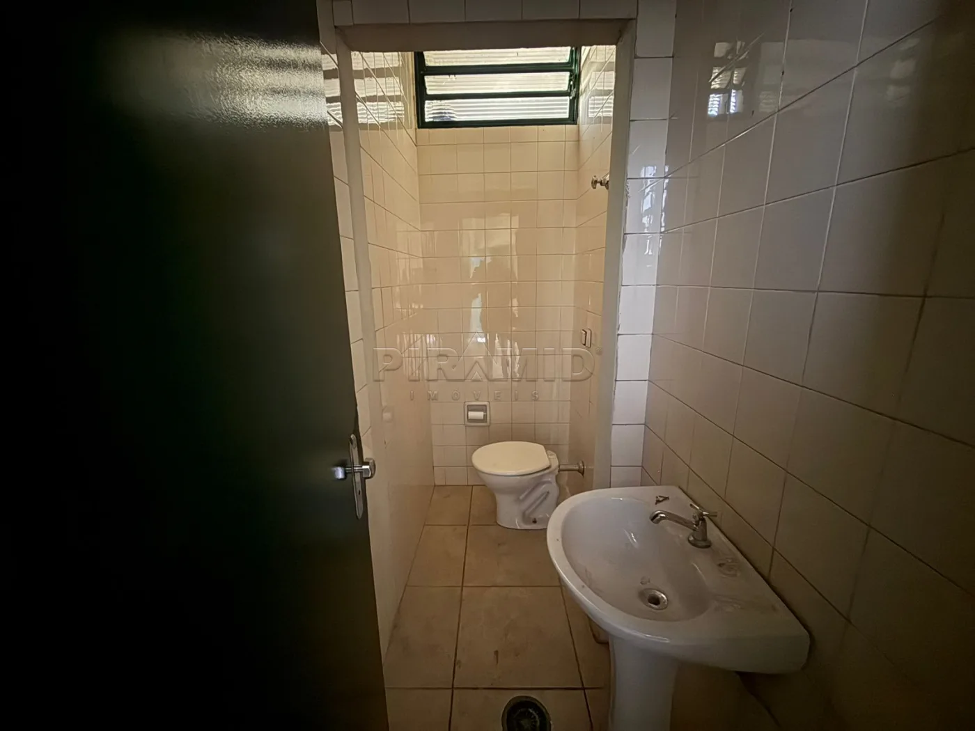 Alugar Comercial / Casa em Ribeir&atilde;o Preto R$ 8.000,00 - Foto 24