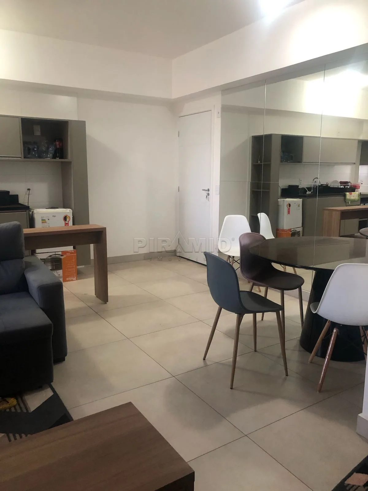 Alugar Apartamento / Padr&atilde;o em Ribeir&atilde;o Preto R$ 3.200,00 - Foto 1