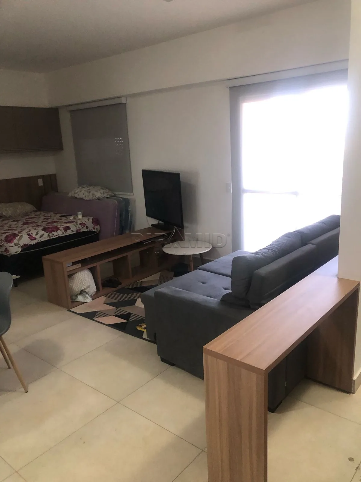 Alugar Apartamento / Padr&atilde;o em Ribeir&atilde;o Preto R$ 3.200,00 - Foto 2