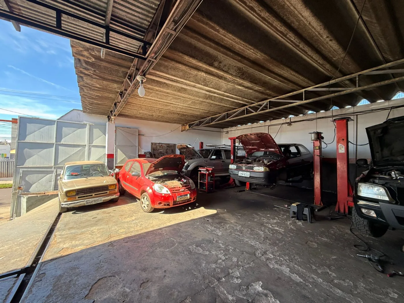 Comprar Comercial / Sal&atilde;o em Ribeir&atilde;o Preto R$ 750.000,00 - Foto 3