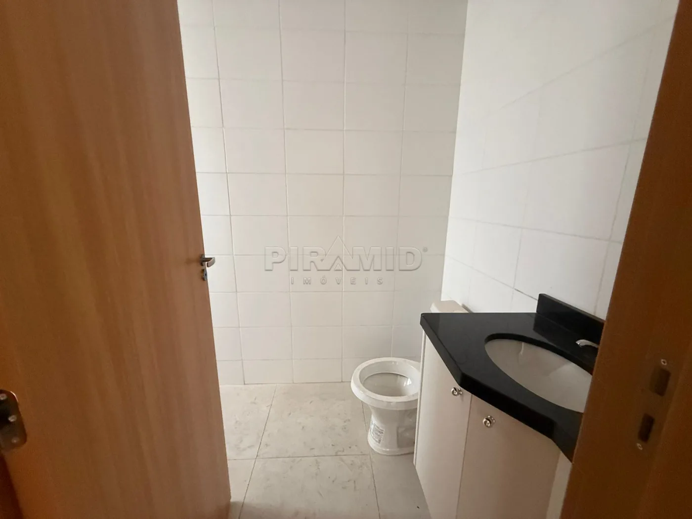 Alugar Apartamento / Padr&atilde;o em Ribeir&atilde;o Preto R$ 900,00 - Foto 8