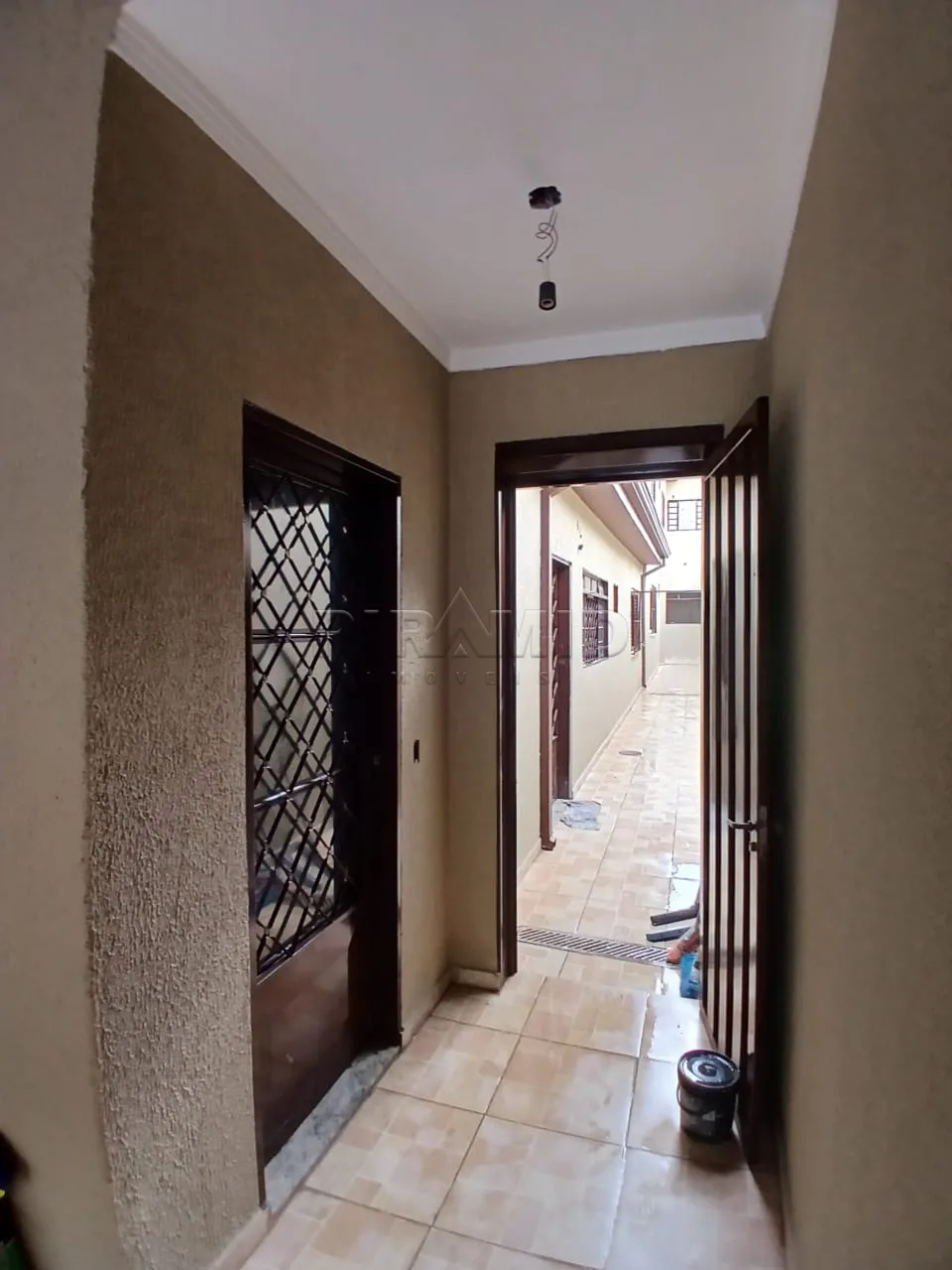 Comprar Casa / Padr&atilde;o em Ribeir&atilde;o Preto R$ 390.000,00 - Foto 1
