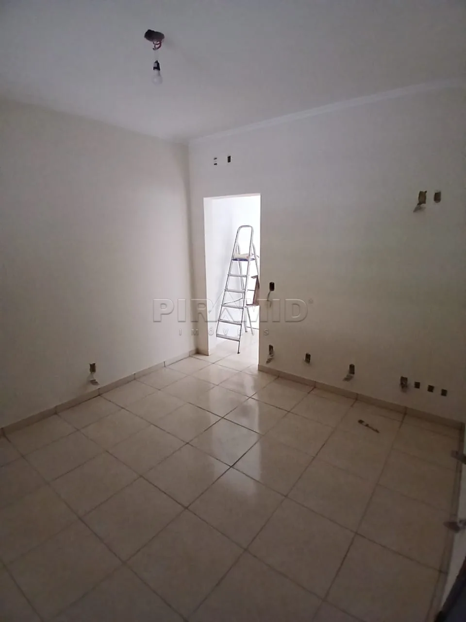 Comprar Casa / Padr&atilde;o em Ribeir&atilde;o Preto R$ 390.000,00 - Foto 3