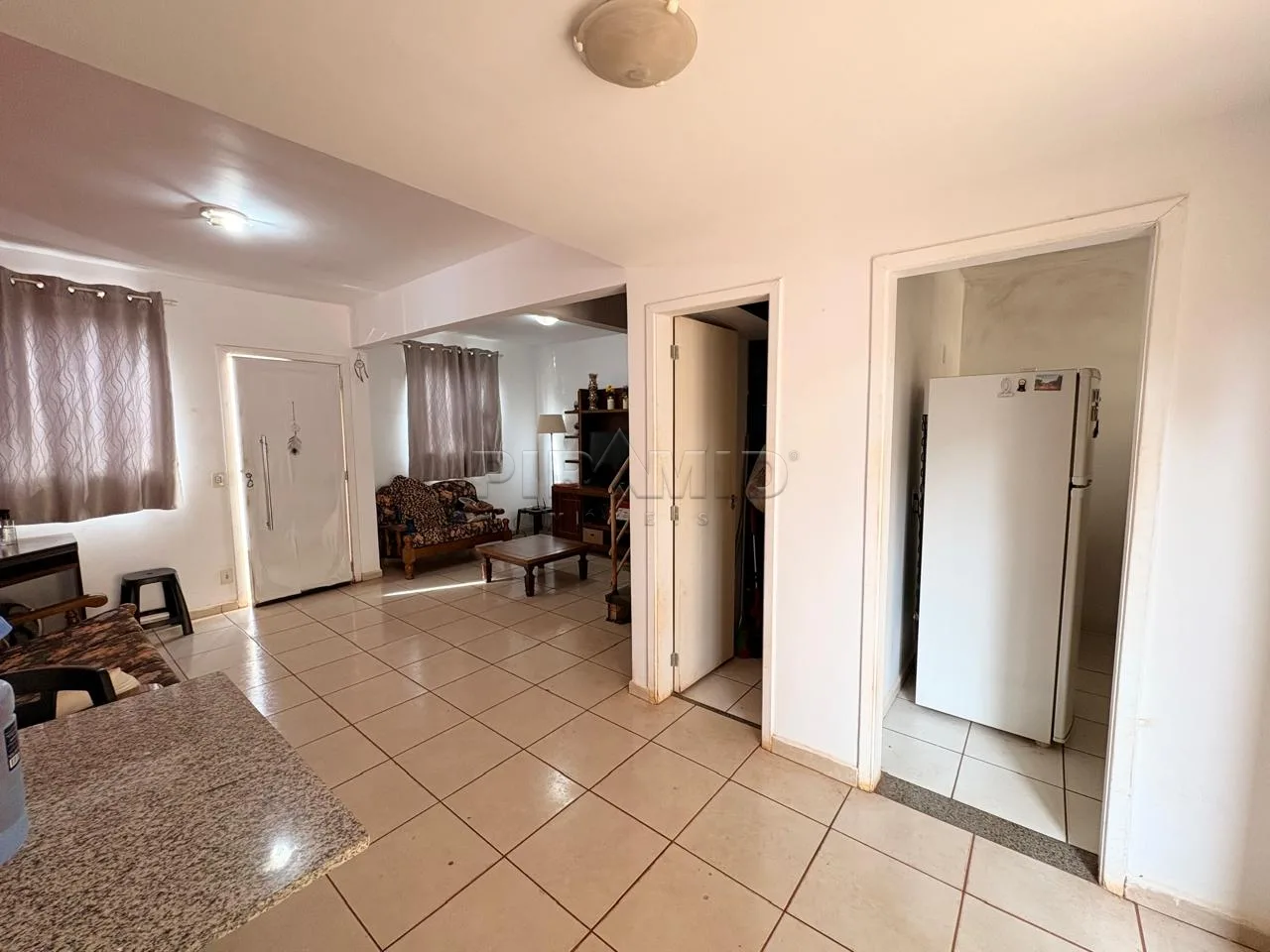 Alugar Casa / Condom&iacute;nio em Ribeir&atilde;o Preto R$ 3.000,00 - Foto 3