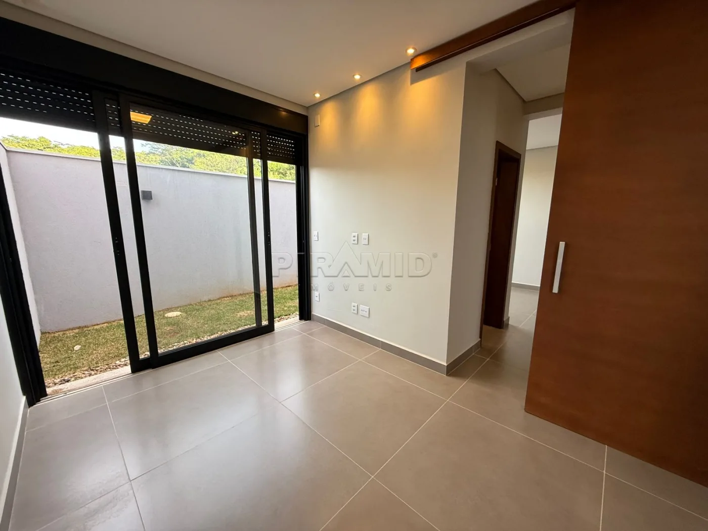 Alugar Casa / Condom&iacute;nio em Ribeir&atilde;o Preto R$ 17.000,00 - Foto 15
