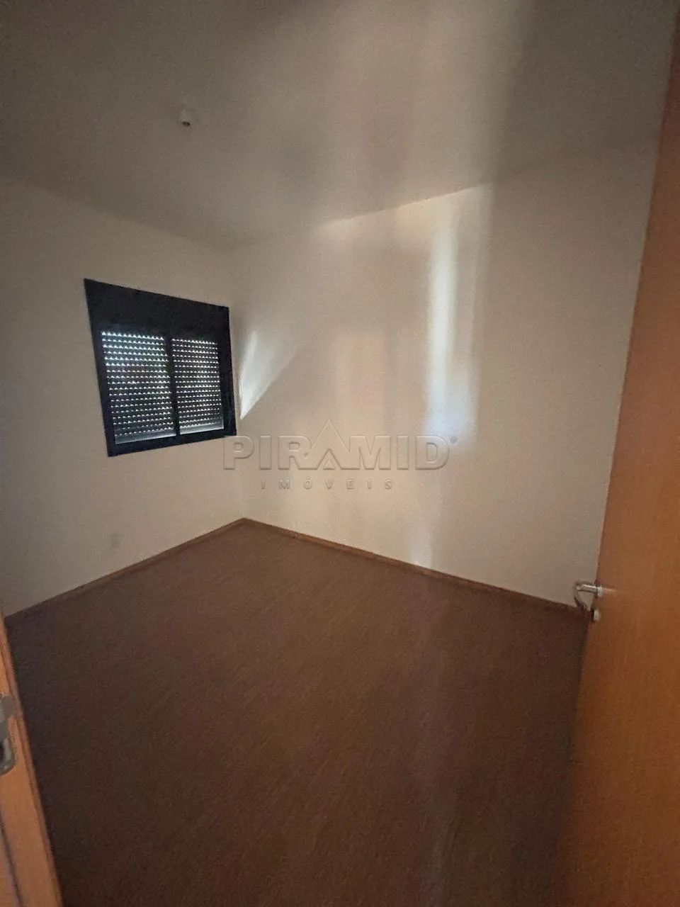 Alugar Apartamento / Padr&atilde;o em Ribeir&atilde;o Preto R$ 2.000,00 - Foto 6