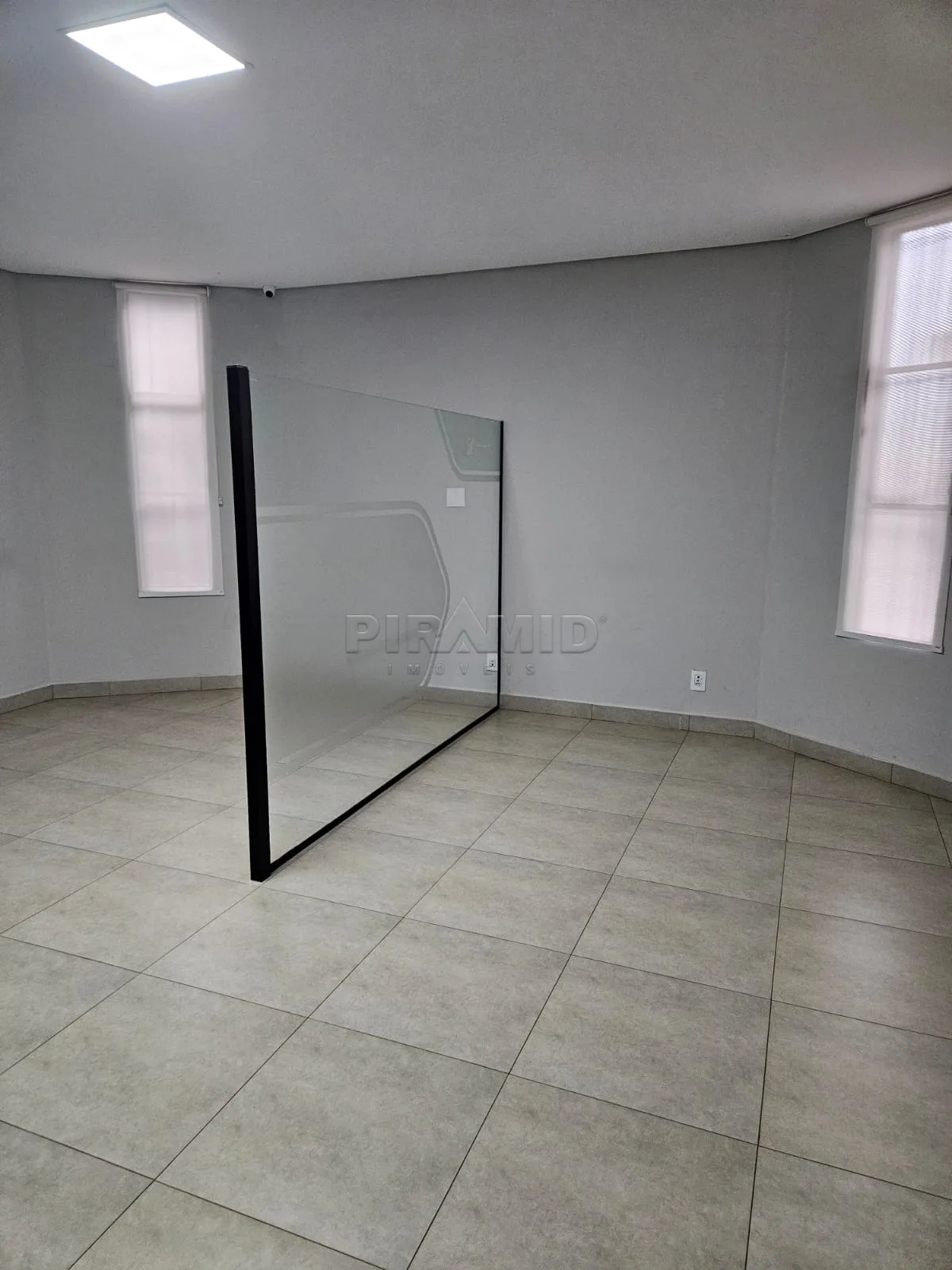Alugar Comercial / Sal&atilde;o em Ribeir&atilde;o Preto R$ 22.000,00 - Foto 14