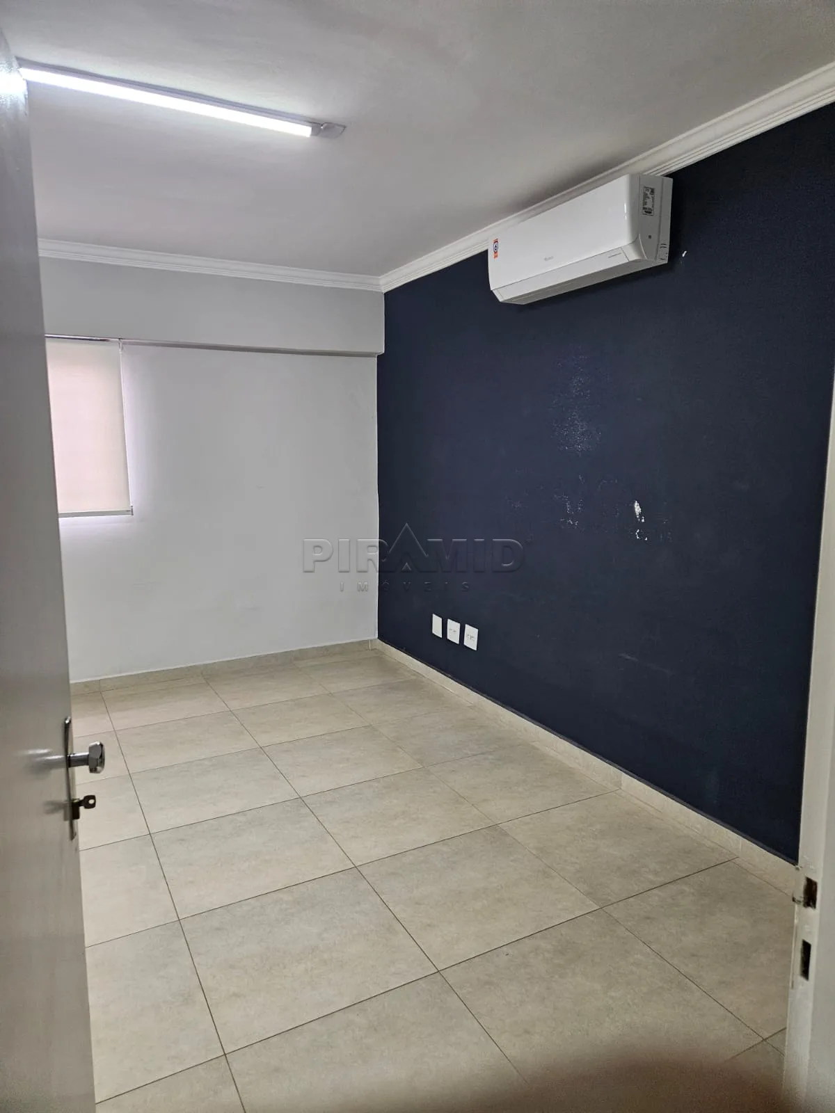 Alugar Comercial / Sal&atilde;o em Ribeir&atilde;o Preto R$ 22.000,00 - Foto 16