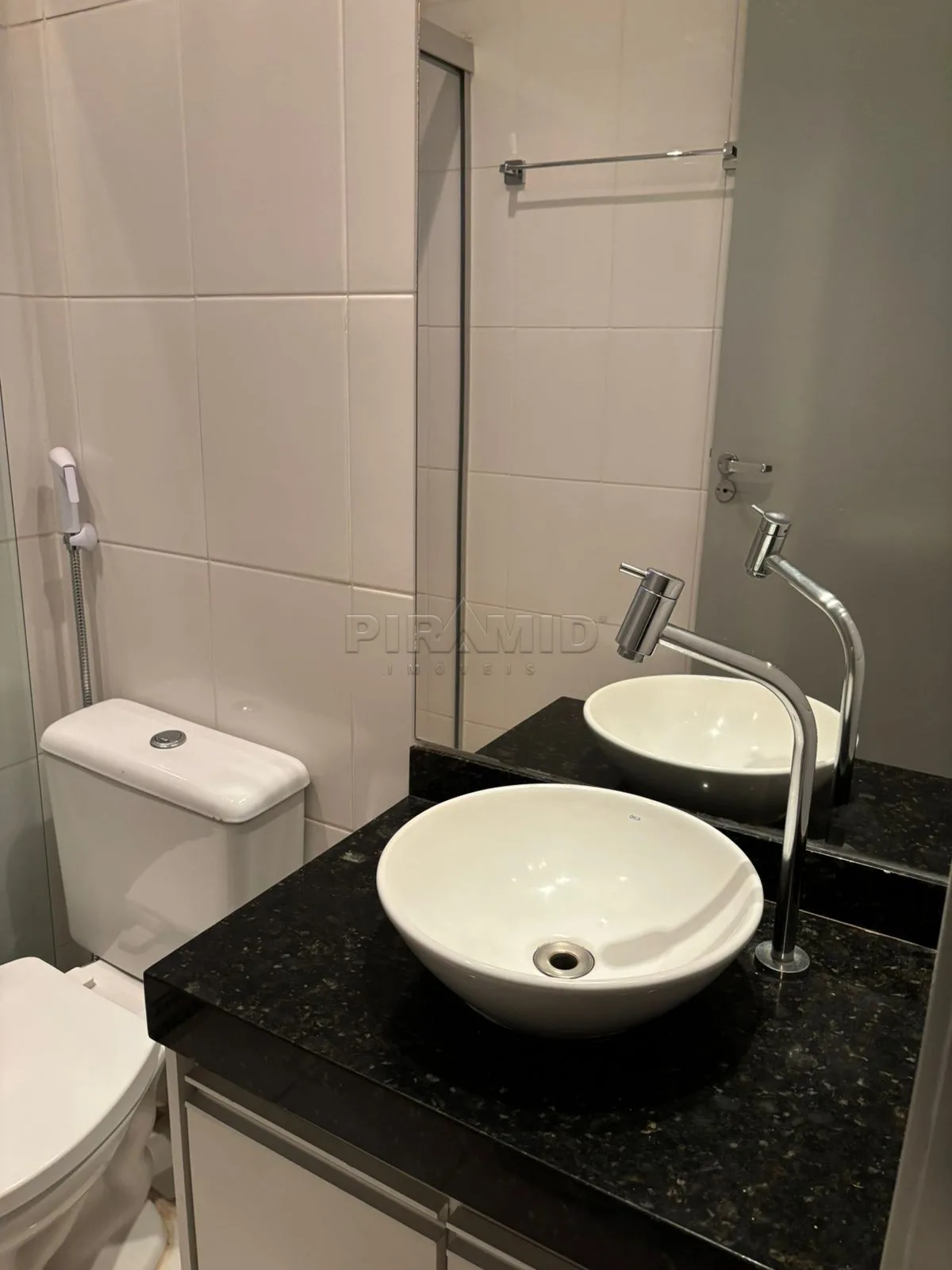 Alugar Apartamento / Padr&atilde;o em Ribeir&atilde;o Preto R$ 1.900,00 - Foto 5