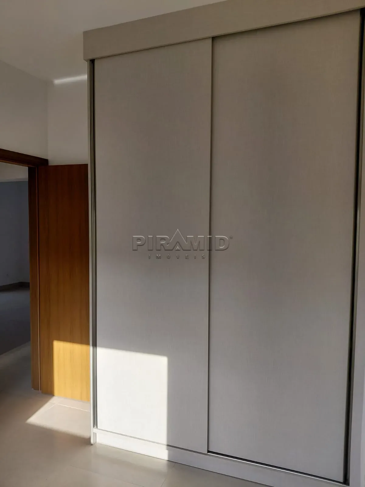 Alugar Apartamento / Padr&atilde;o em Ribeir&atilde;o Preto R$ 3.500,00 - Foto 10