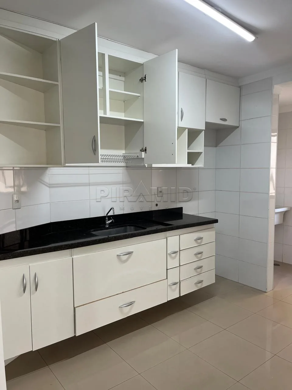 Alugar Apartamento / Padr&atilde;o em Ribeir&atilde;o Preto R$ 1.550,00 - Foto 10