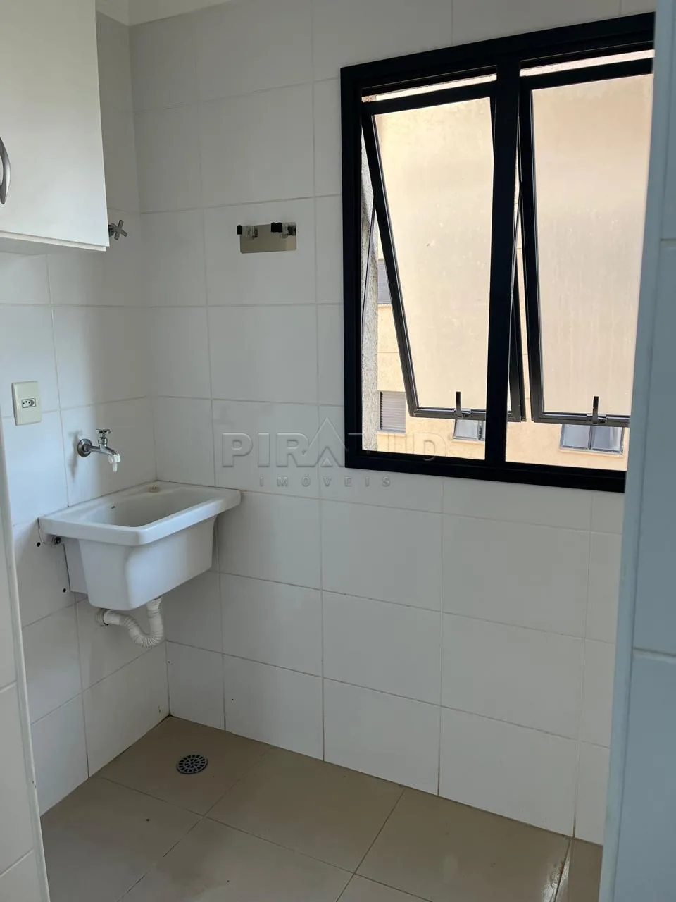 Alugar Apartamento / Padr&atilde;o em Ribeir&atilde;o Preto R$ 1.550,00 - Foto 11