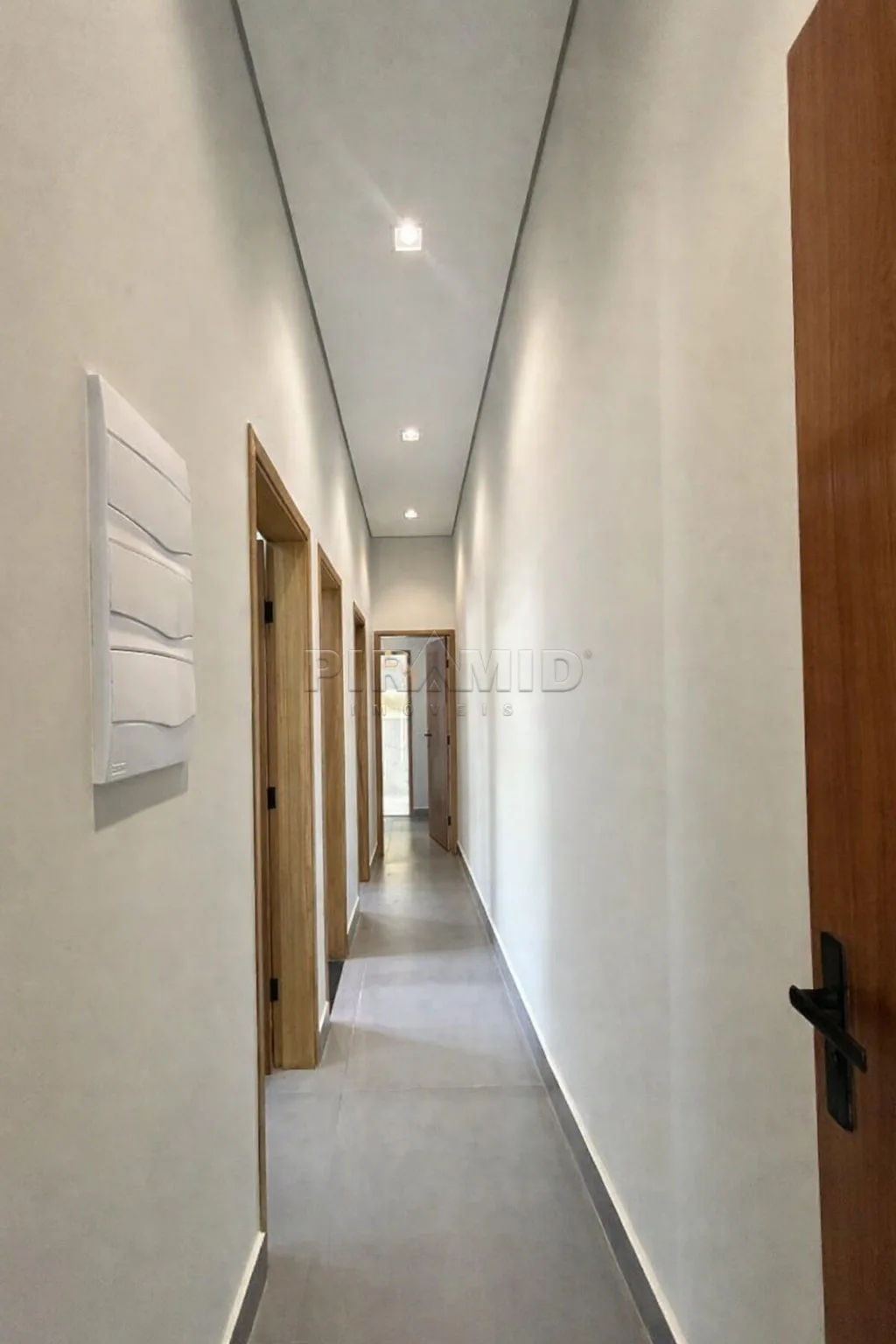 Comprar Casa / Padr&atilde;o em Ribeir&atilde;o Preto R$ 640.000,00 - Foto 5