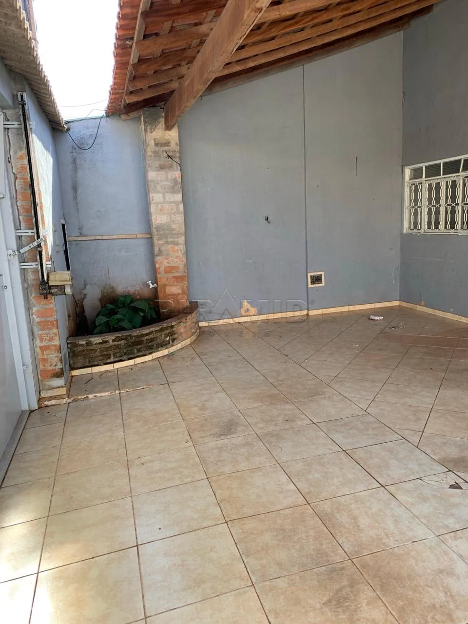 Comprar Casa / Padr&atilde;o em Ribeir&atilde;o Preto R$ 320.000,00 - Foto 2