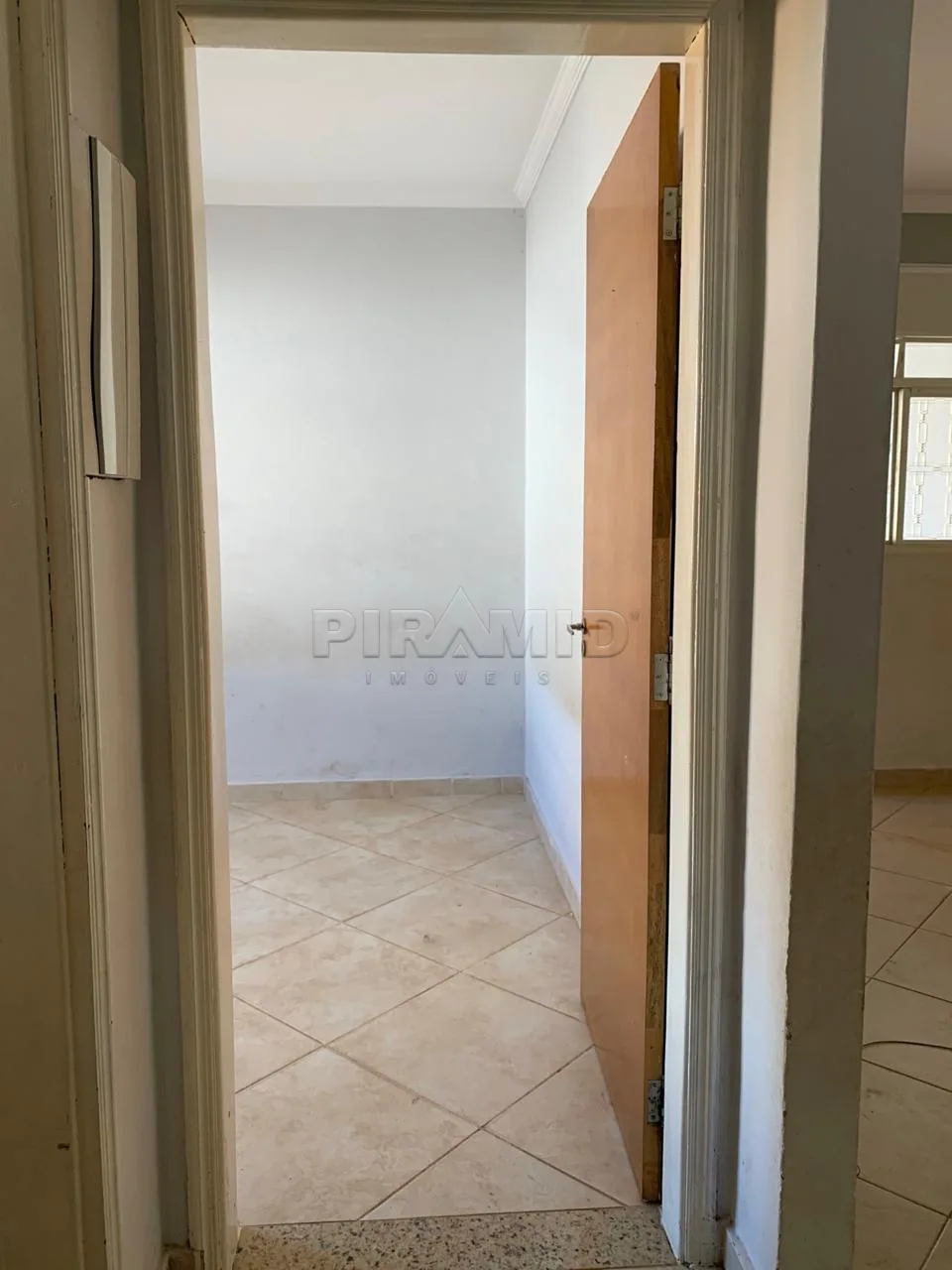 Comprar Casa / Padr&atilde;o em Ribeir&atilde;o Preto R$ 320.000,00 - Foto 11