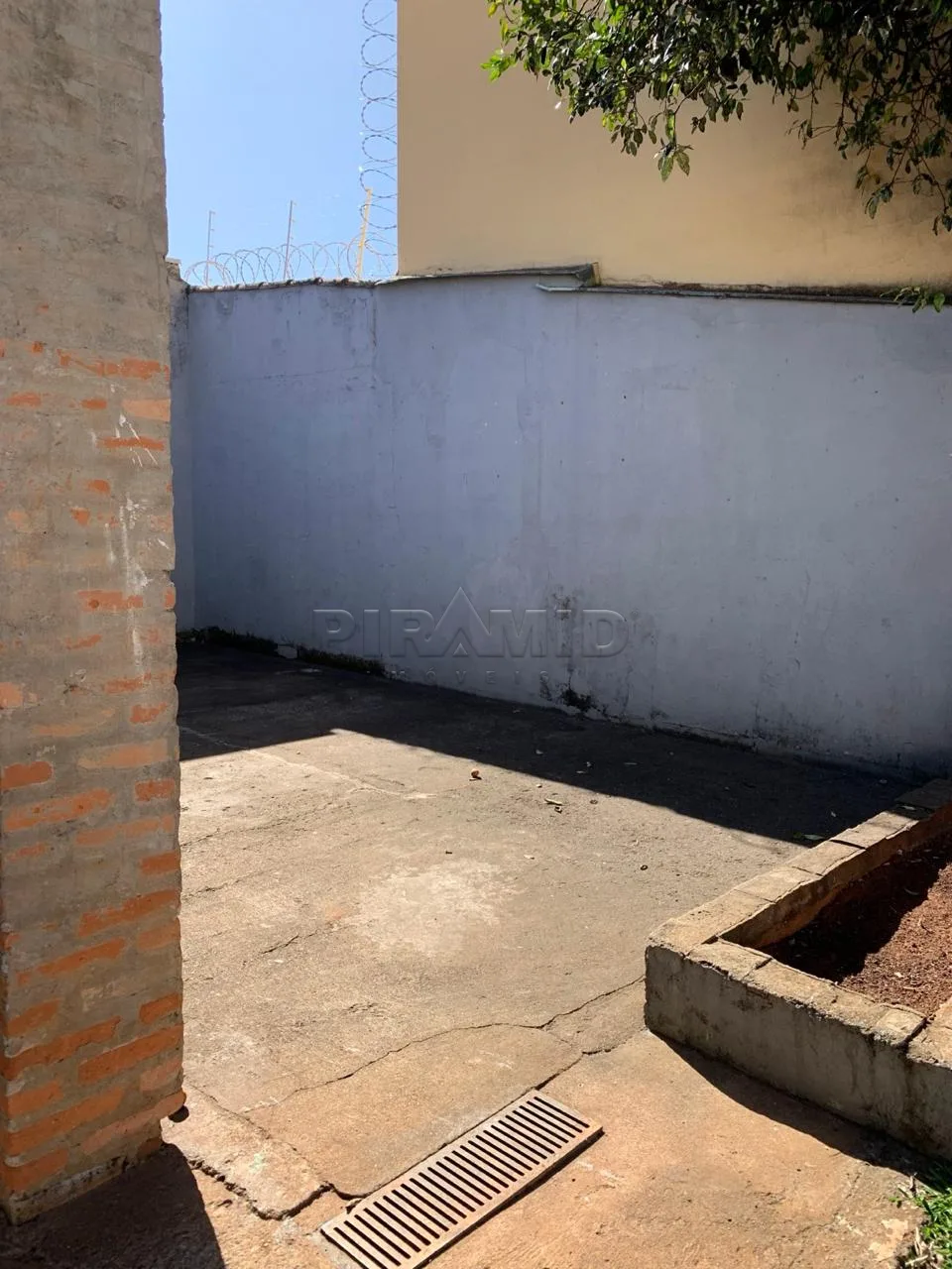 Comprar Casa / Padr&atilde;o em Ribeir&atilde;o Preto R$ 320.000,00 - Foto 30
