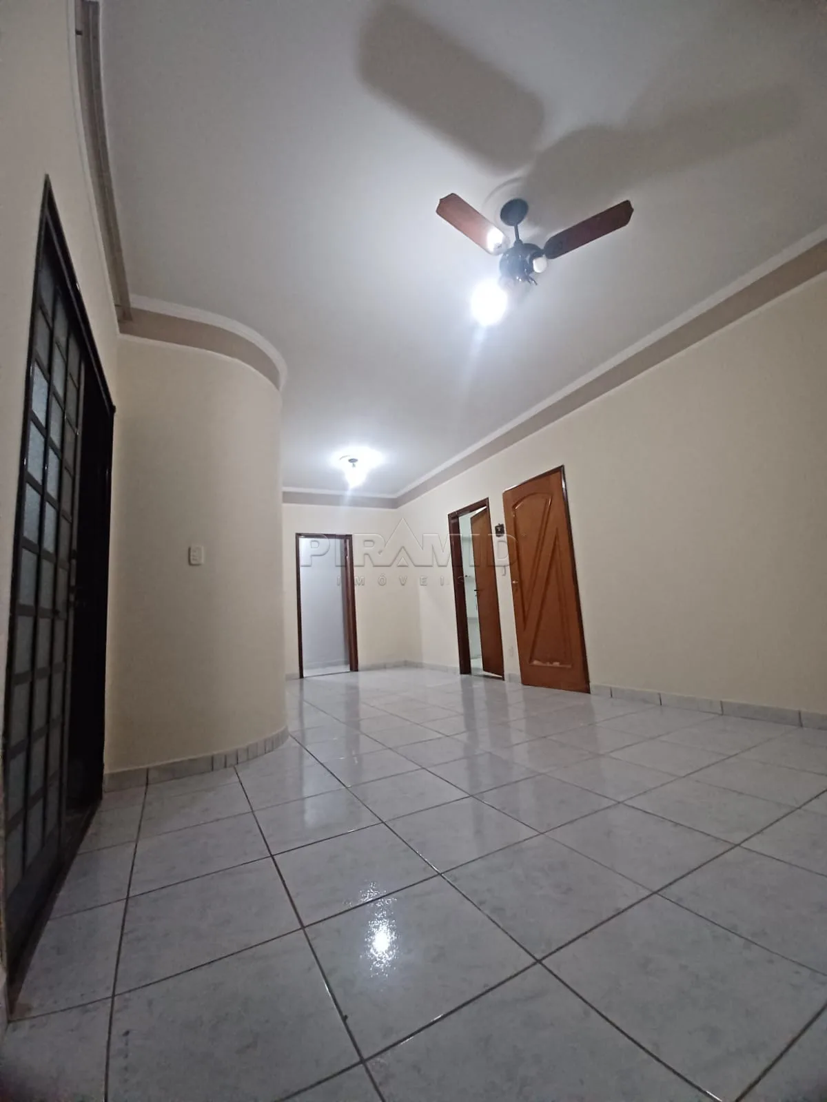 Comprar Casa / Padr&atilde;o em Ribeir&atilde;o Preto R$ 420.000,00 - Foto 2