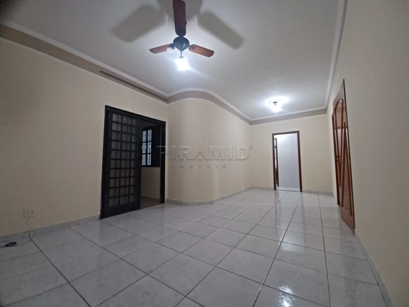 Comprar Casa / Padr&atilde;o em Ribeir&atilde;o Preto R$ 420.000,00 - Foto 3