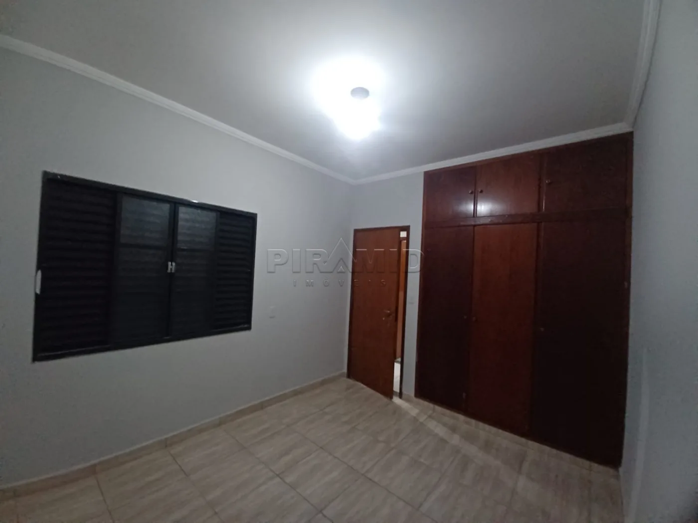 Comprar Casa / Padr&atilde;o em Ribeir&atilde;o Preto R$ 420.000,00 - Foto 17