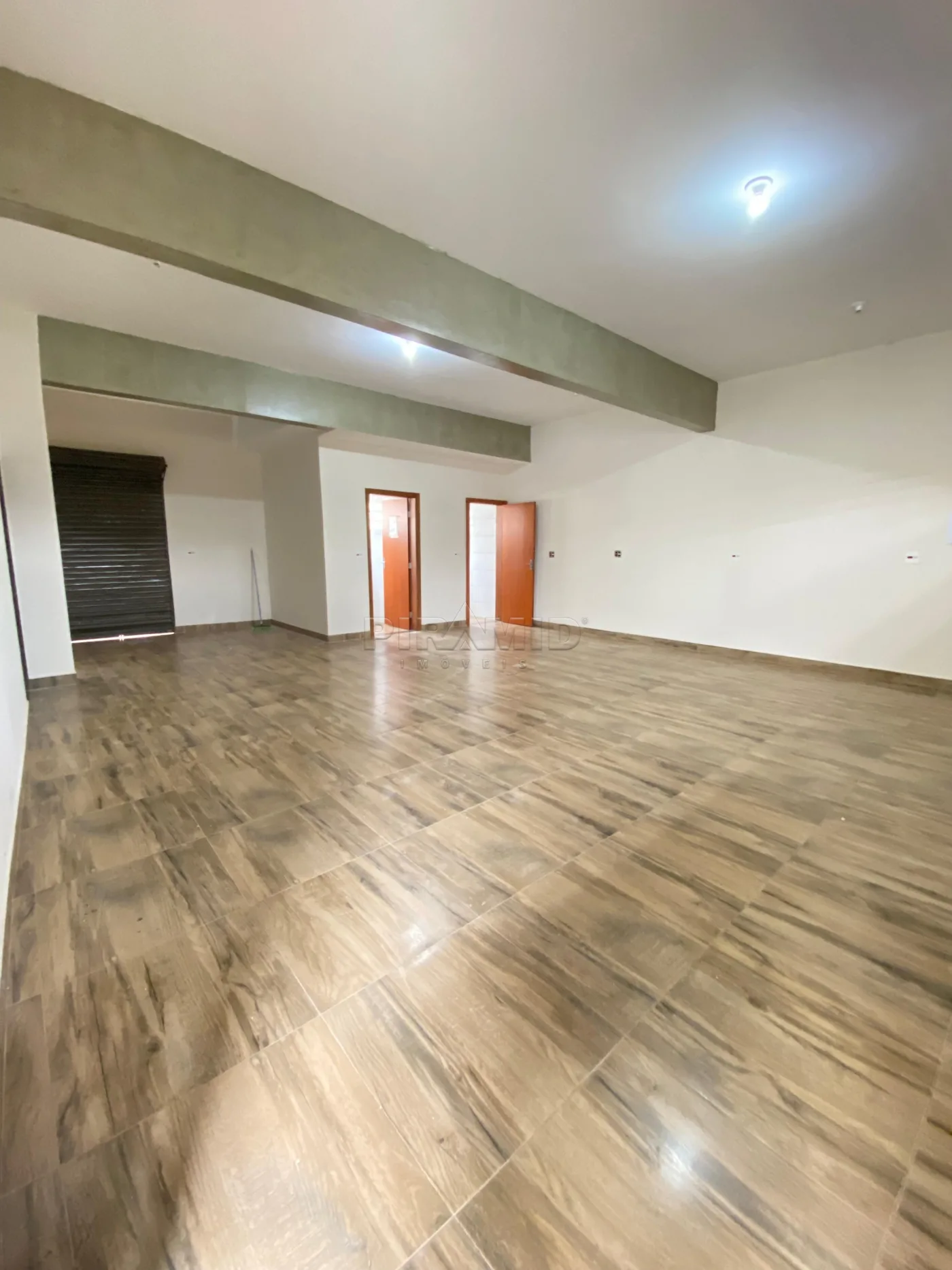 Alugar Comercial / Sal&atilde;o em Ribeir&atilde;o Preto R$ 5.000,00 - Foto 4