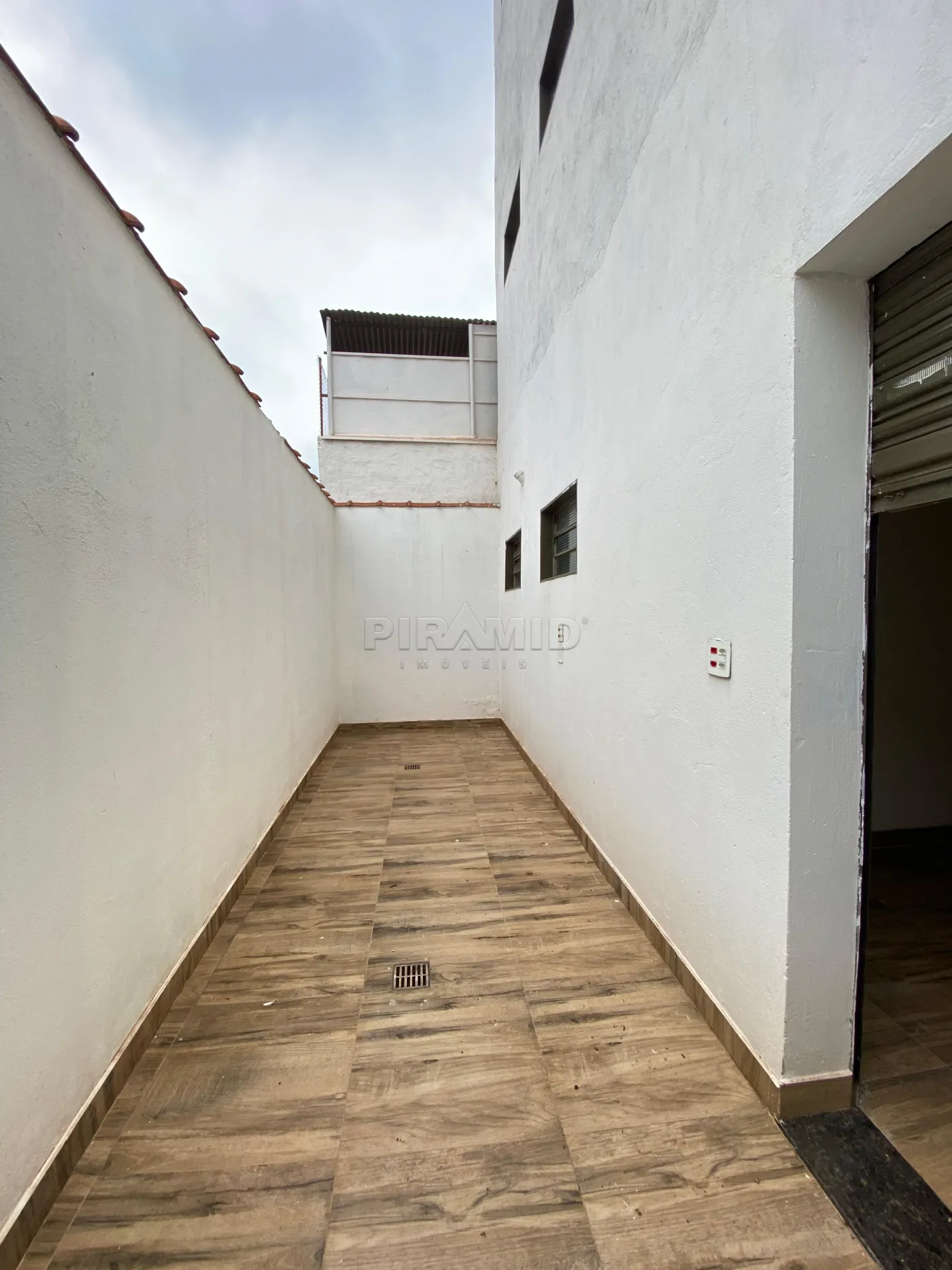Alugar Comercial / Sal&atilde;o em Ribeir&atilde;o Preto R$ 5.000,00 - Foto 28