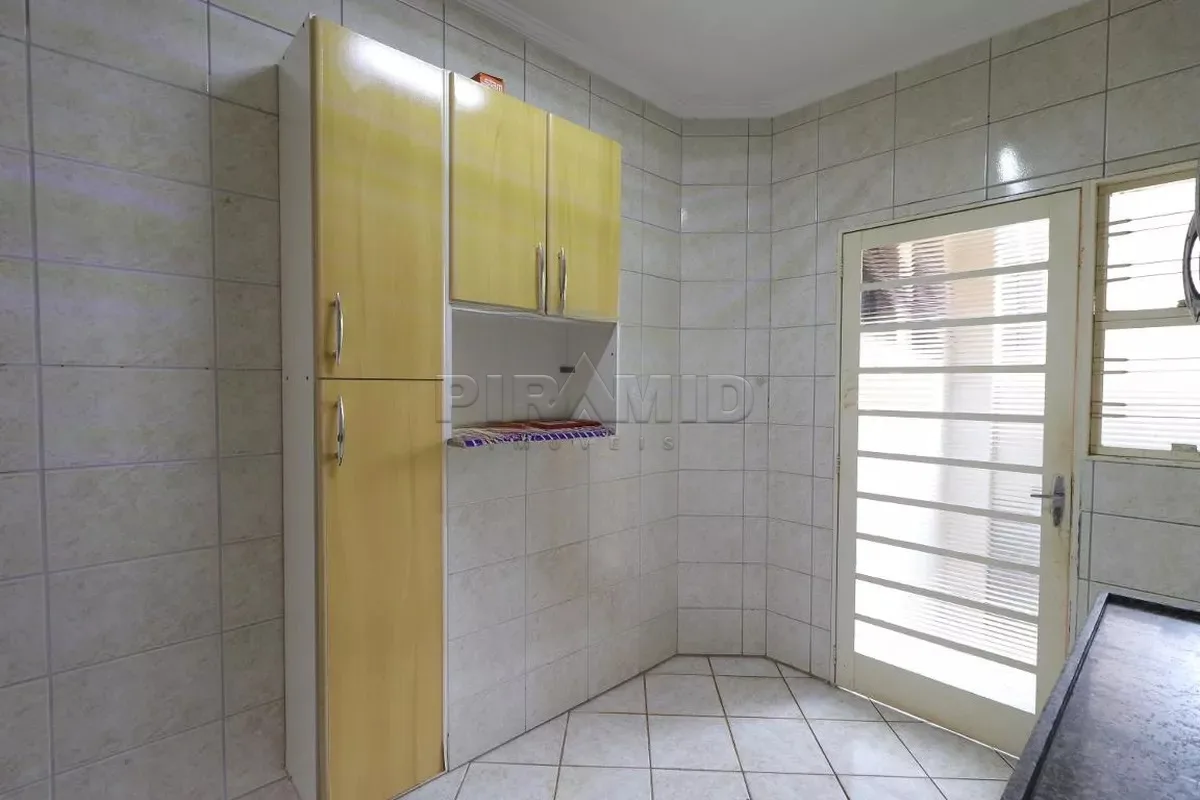 Alugar Apartamento / Padr&atilde;o em Ribeir&atilde;o Preto R$ 1.750,00 - Foto 18