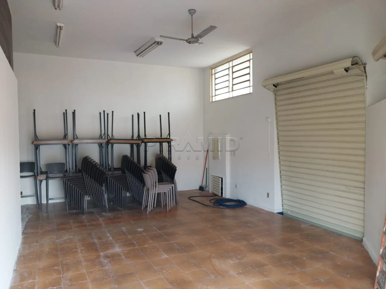 Alugar Comercial / Sal&atilde;o em Ribeir&atilde;o Preto R$ 2.000,00 - Foto 3