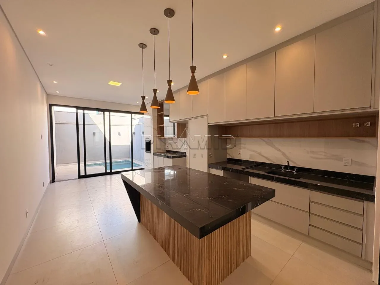 Alugar Casa / Condom&iacute;nio em Bonfim Paulista R$ 7.200,00 - Foto 8