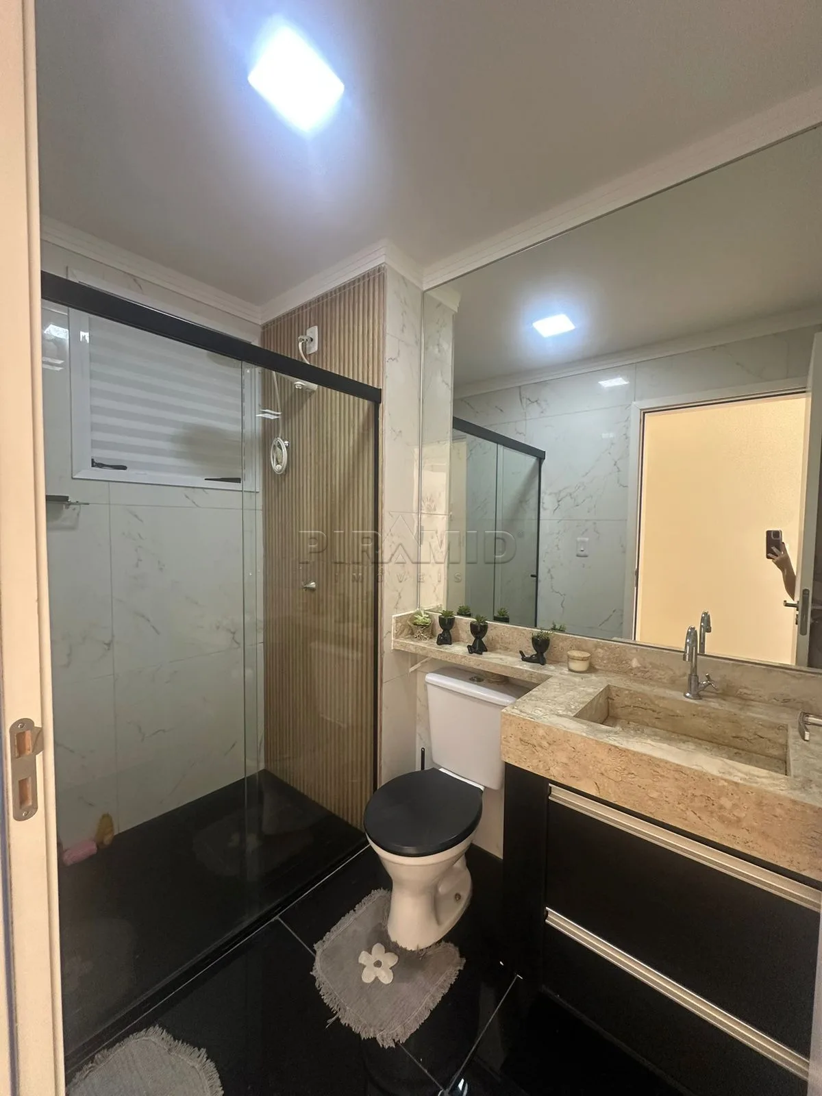 Comprar Apartamento / Padr&atilde;o em Ribeir&atilde;o Preto R$ 400.000,00 - Foto 12