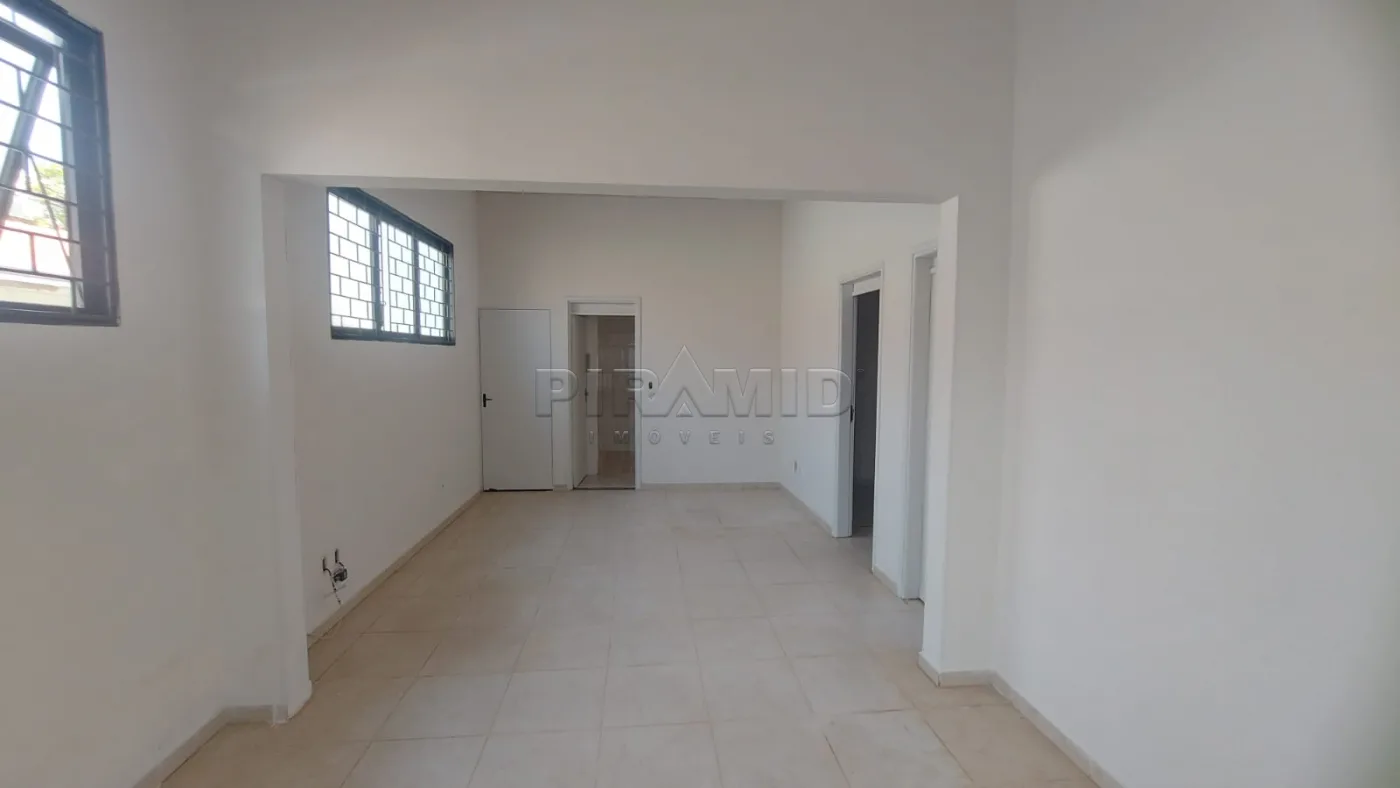 Alugar Comercial / Casa em Ribeir&atilde;o Preto R$ 2.000,00 - Foto 4